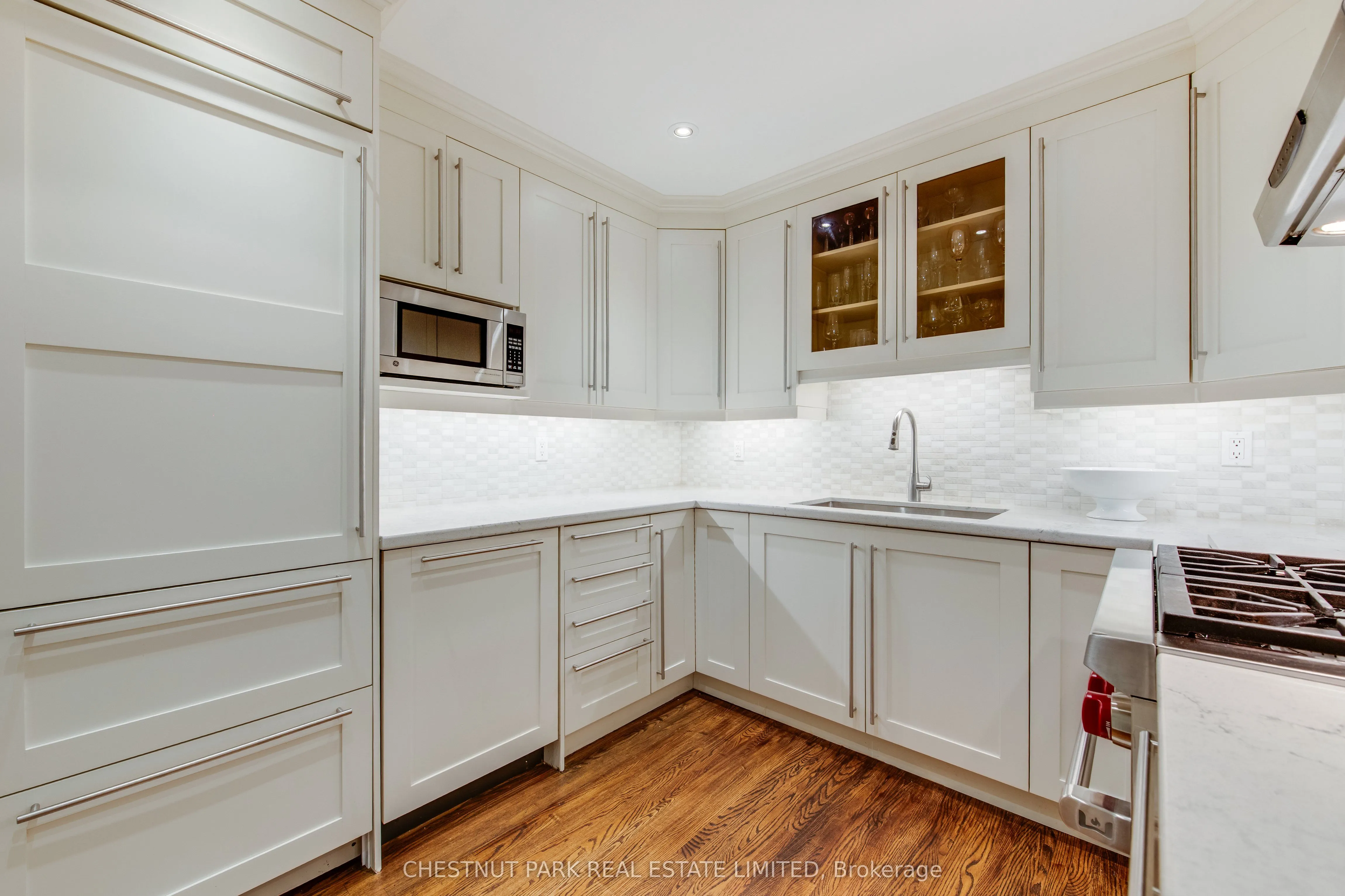 94 Crescent Road, #4