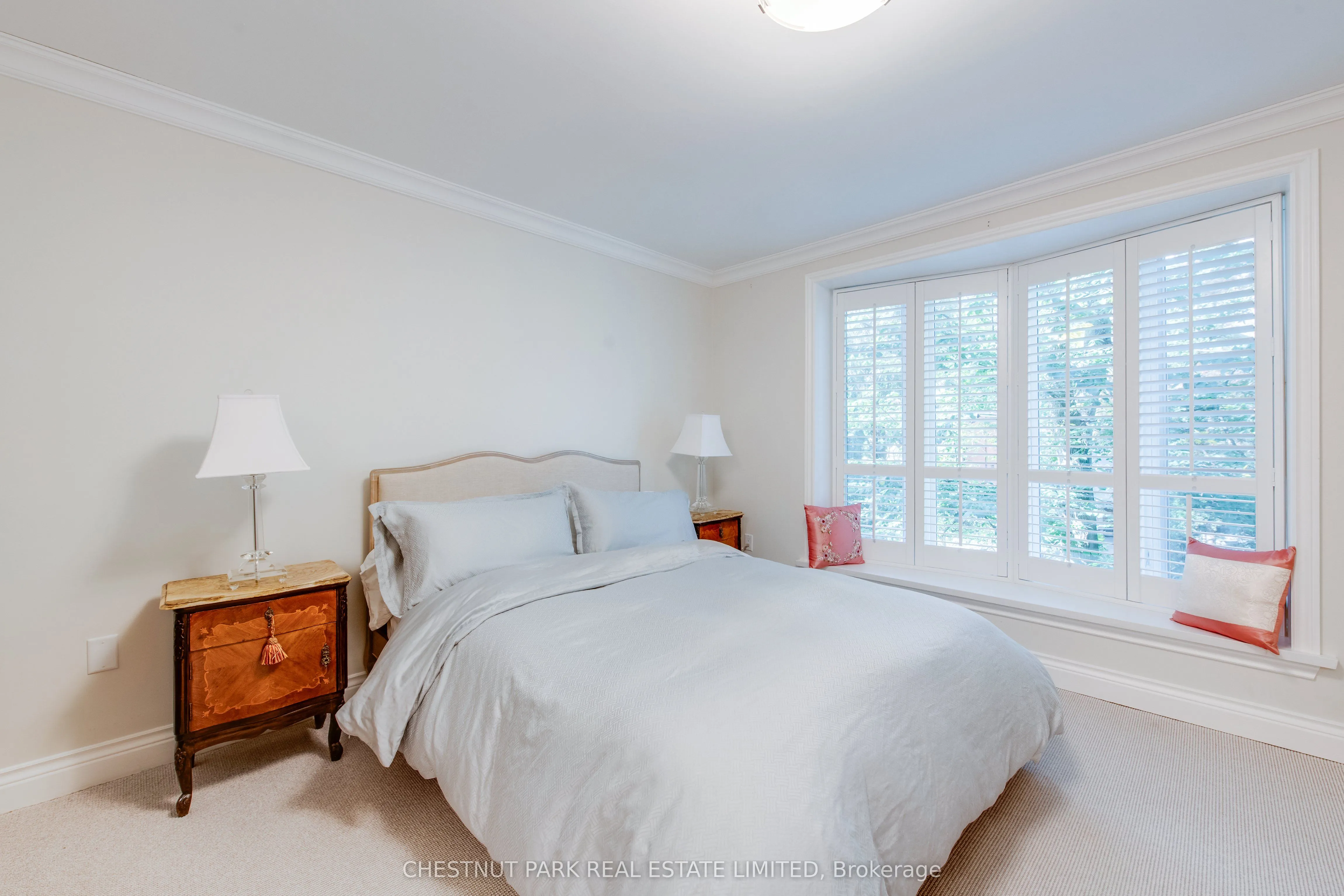 94 Crescent Road, #4