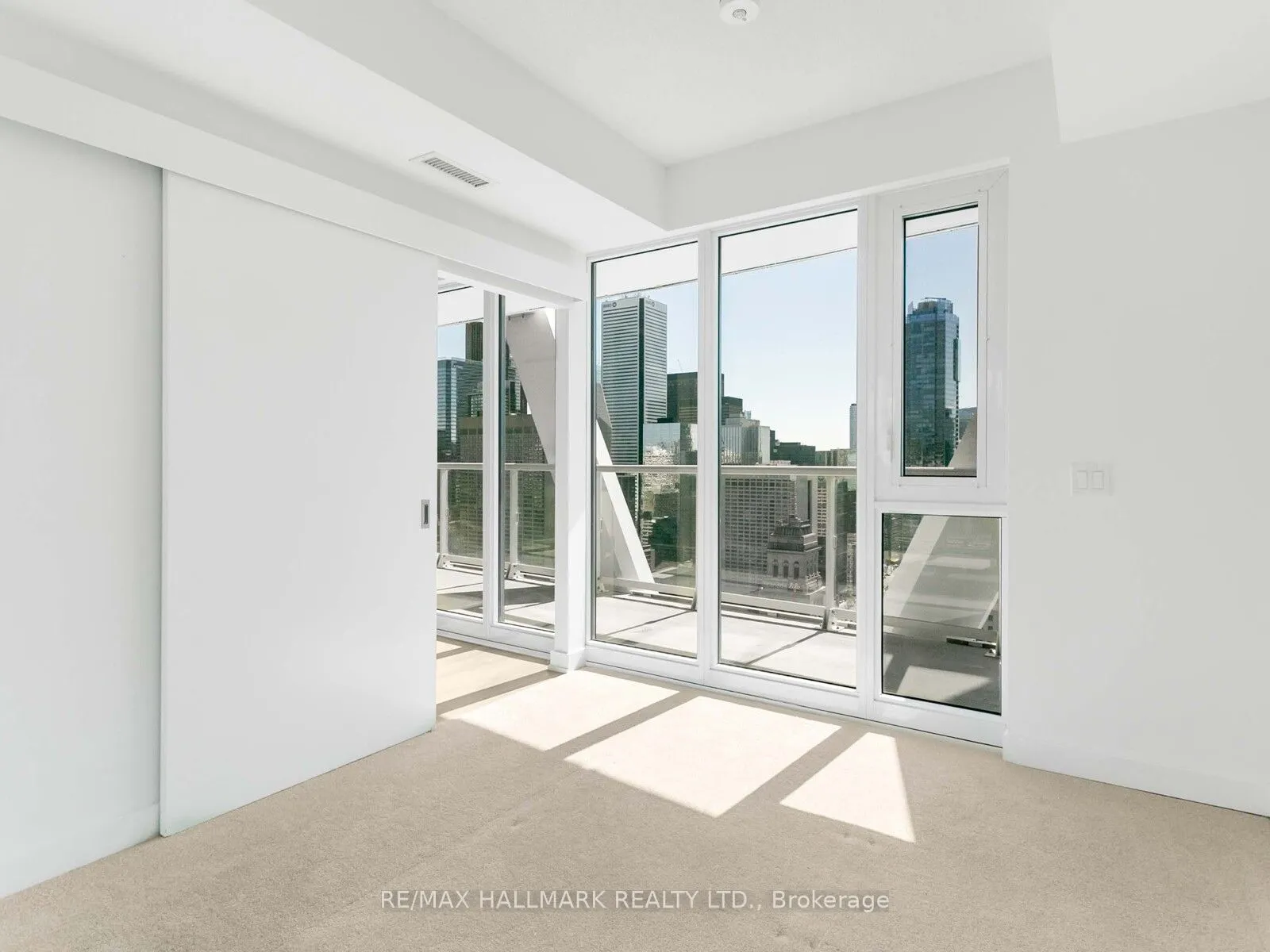 230 Simcoe Street, #3217