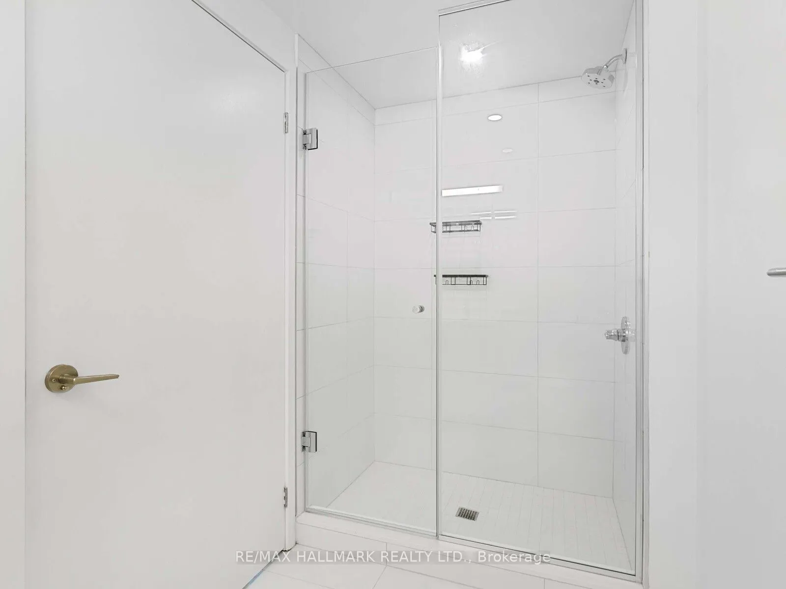 230 Simcoe Street, #3217