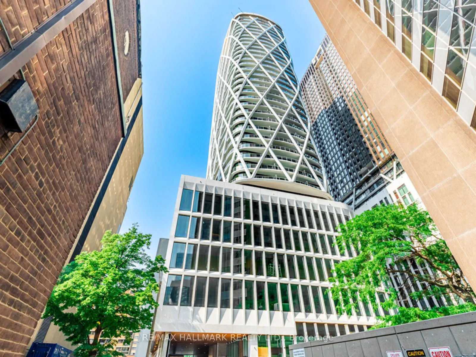 230 Simcoe Street, #3217