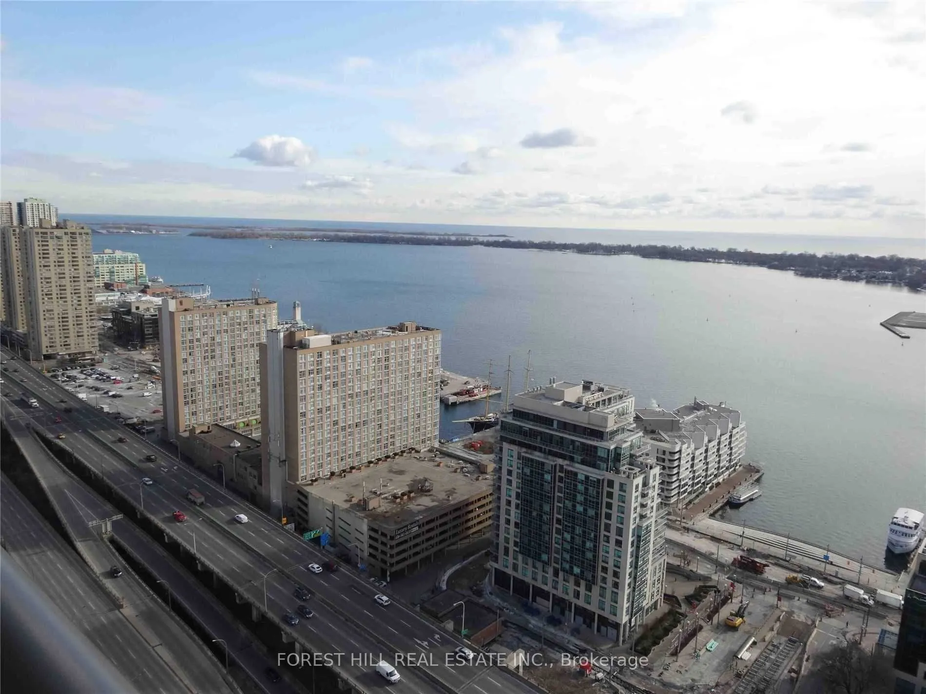 11 Brunel Court, #4011