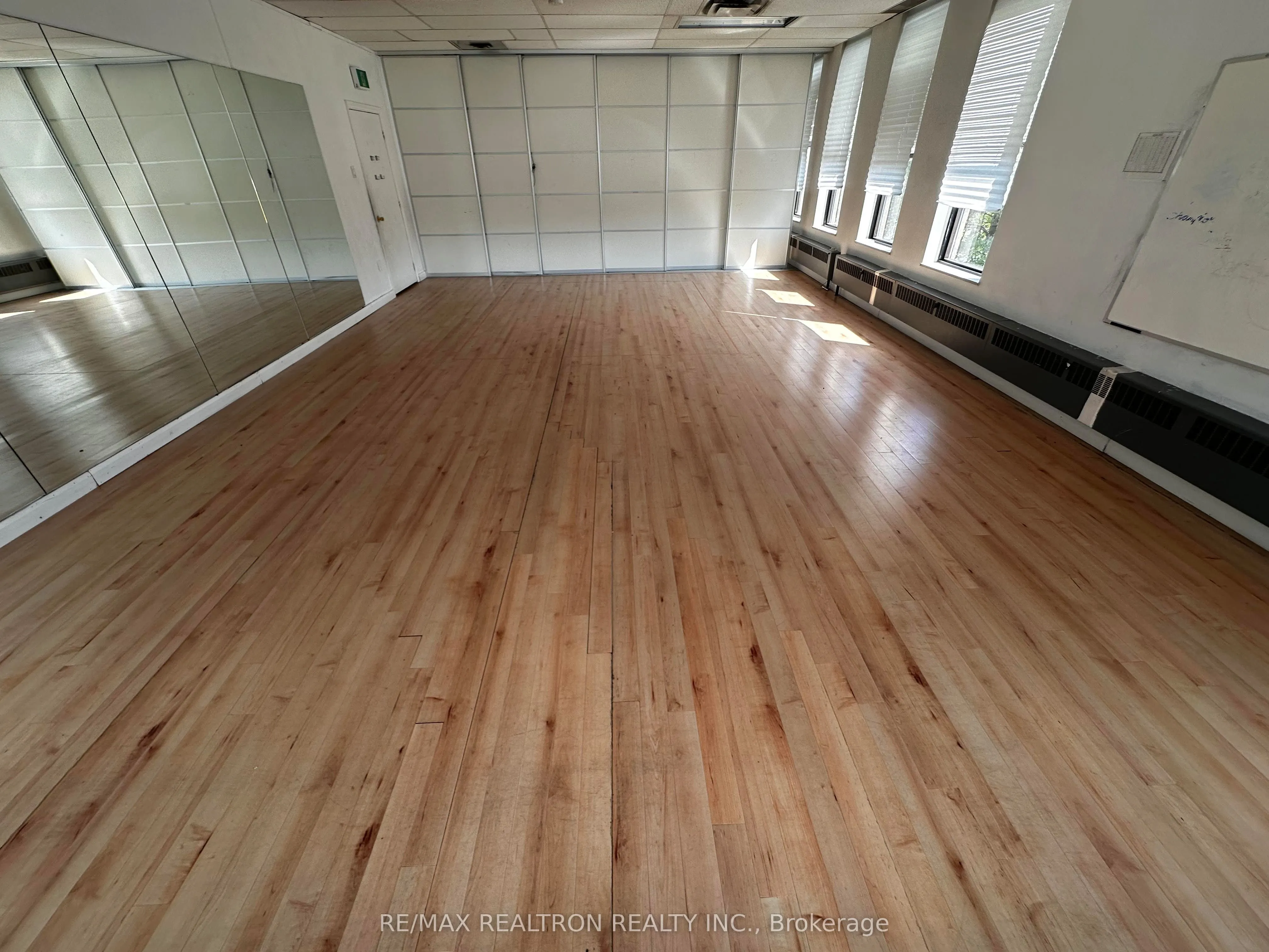 1300 Don Mills Road, #200 & 201E