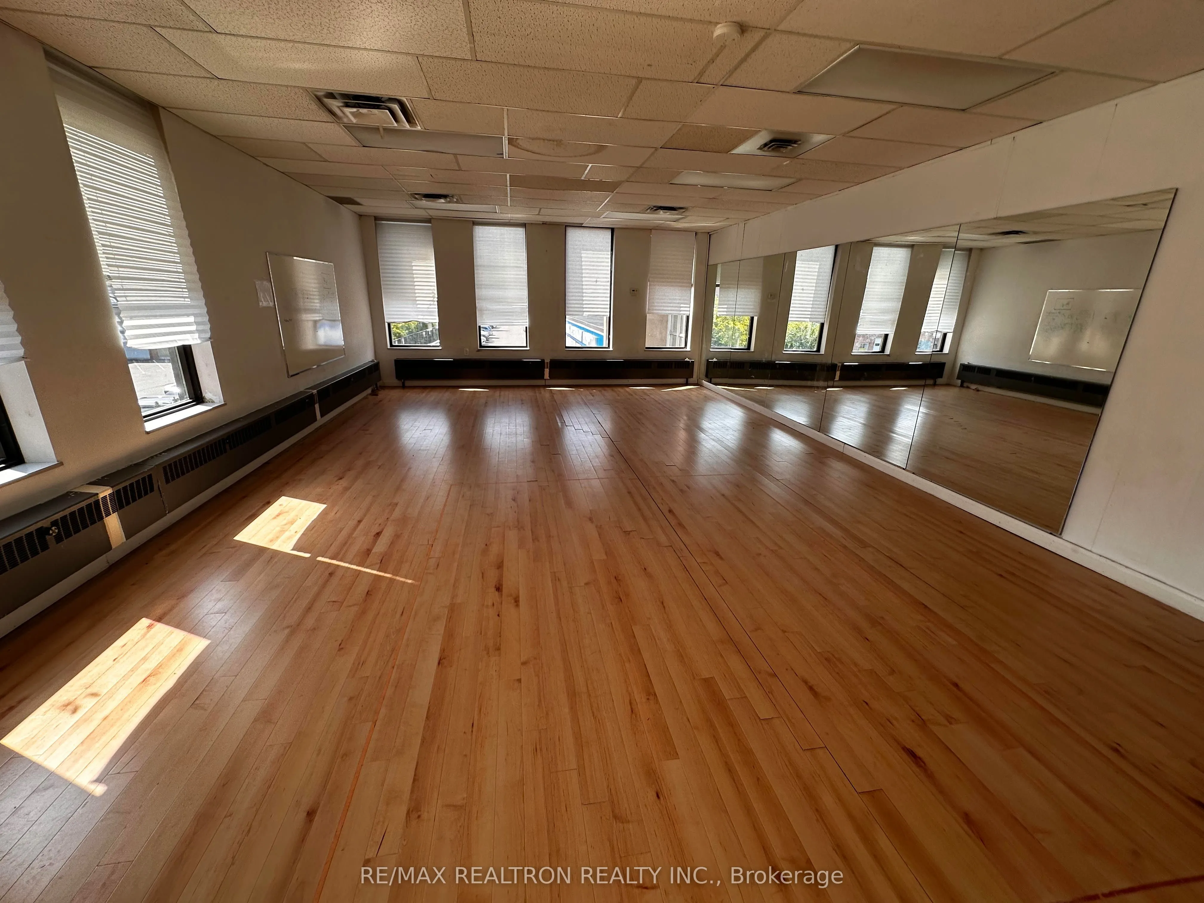 1300 Don Mills Road, #200 & 201E