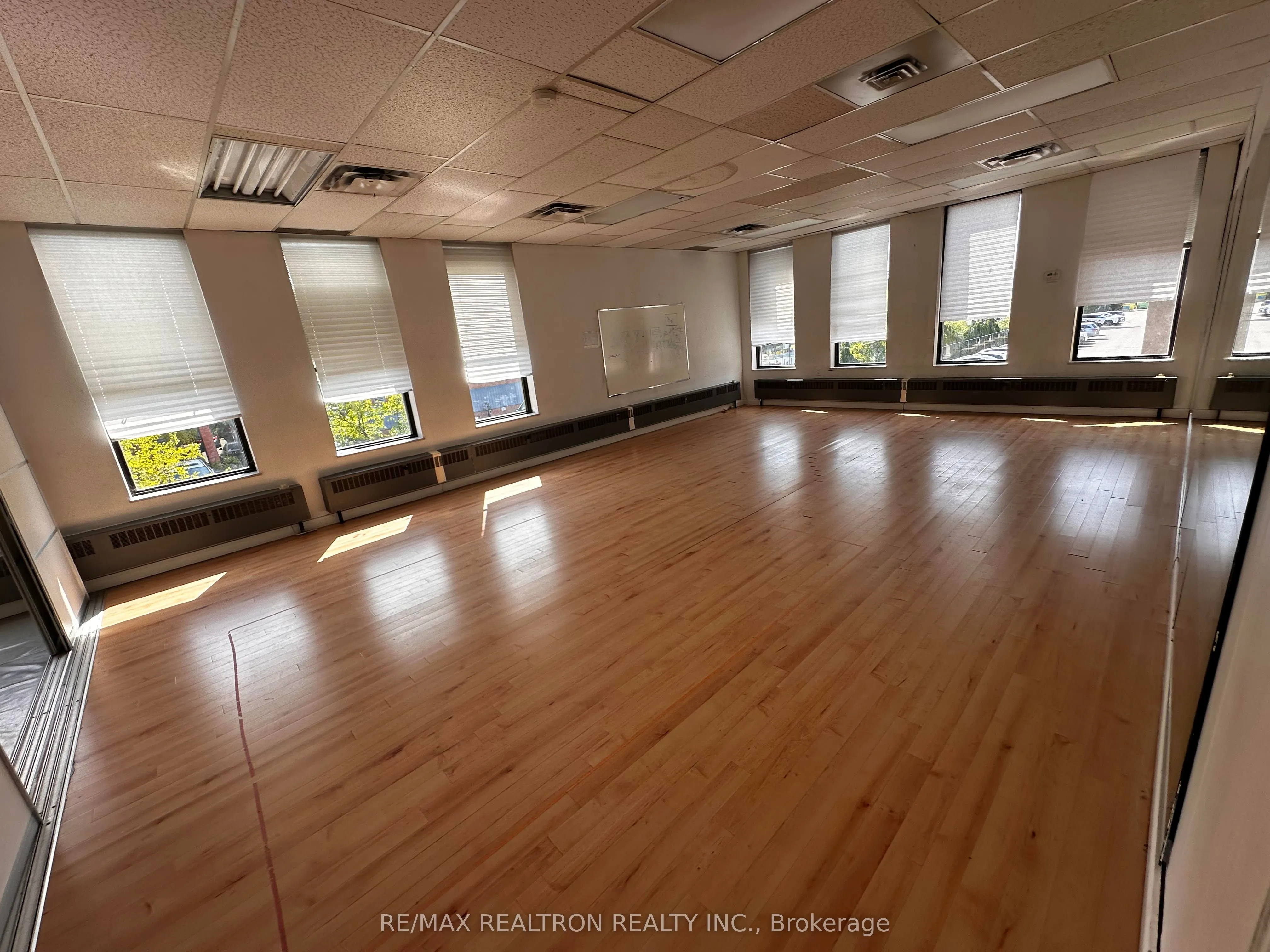 1300 Don Mills Road, #200 & 201E
