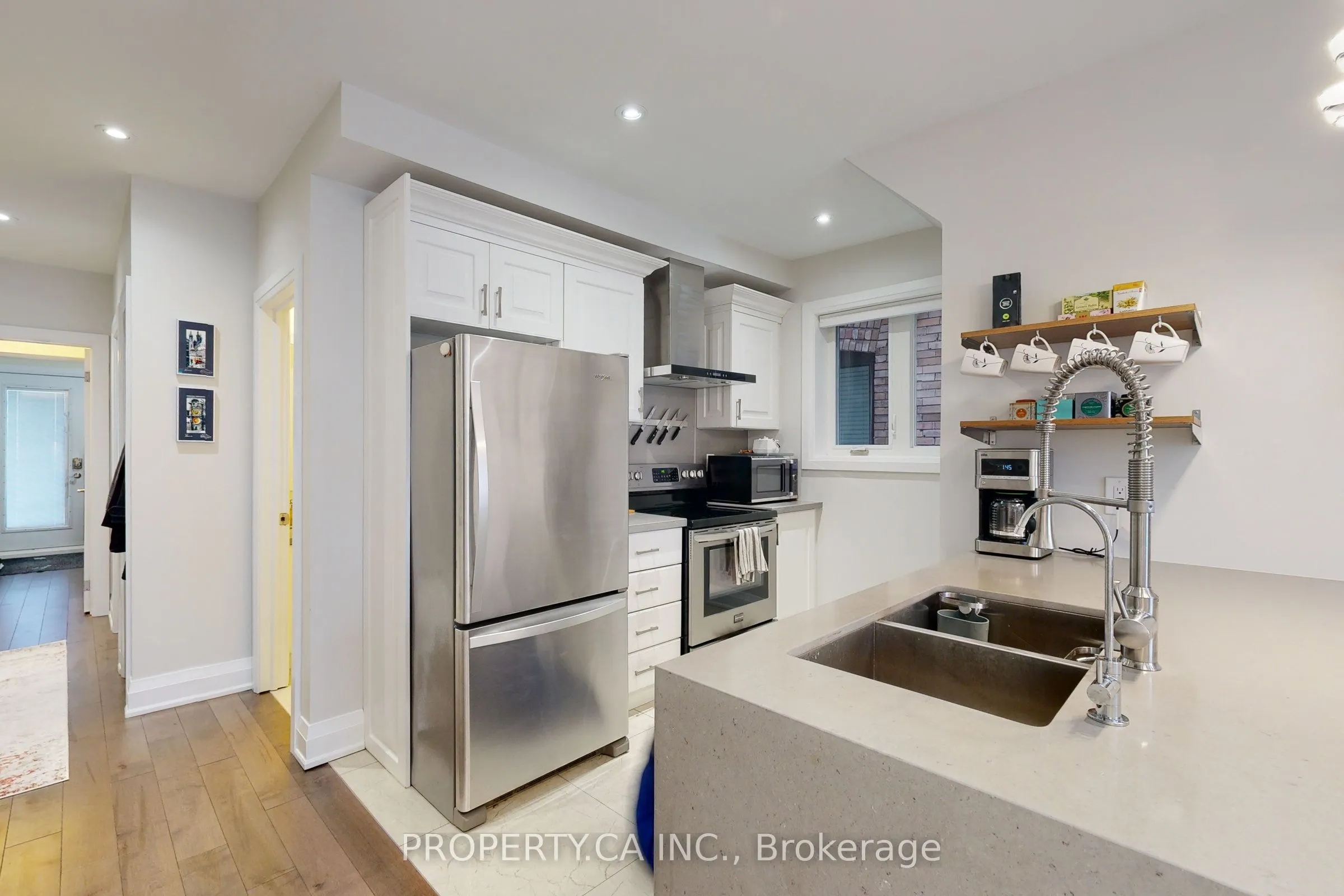 635 Christie Street, #Main