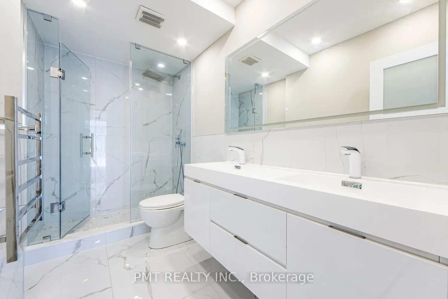 500 Avenue Road, #601