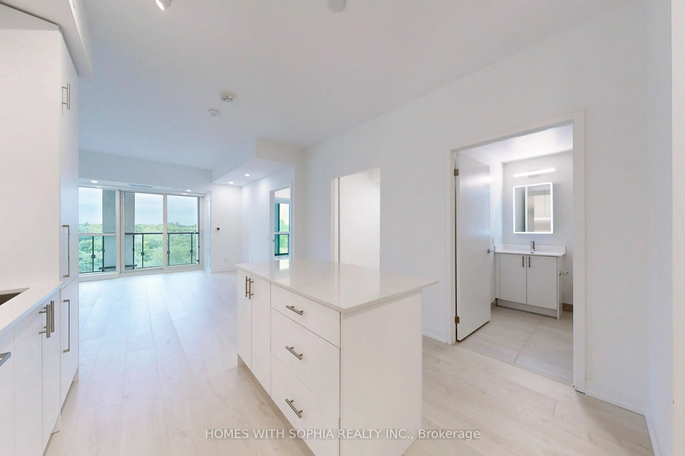 181 Sheppard Avenue E, #713