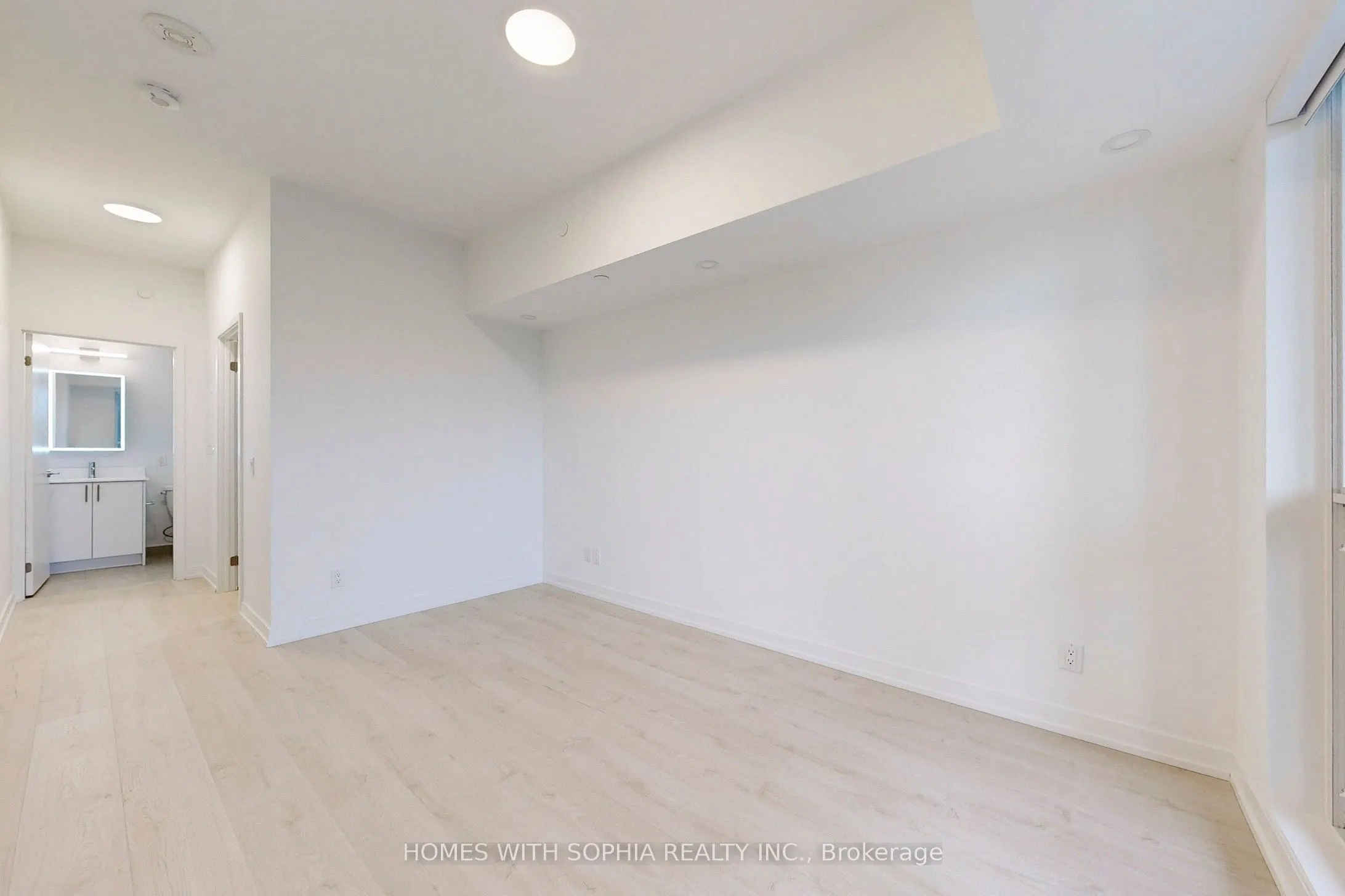 181 Sheppard Avenue E, #713