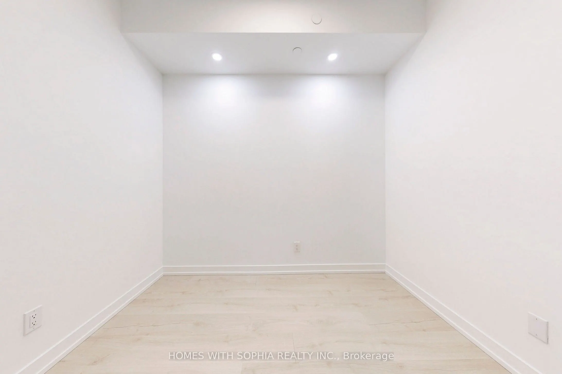 181 Sheppard Avenue E, #713