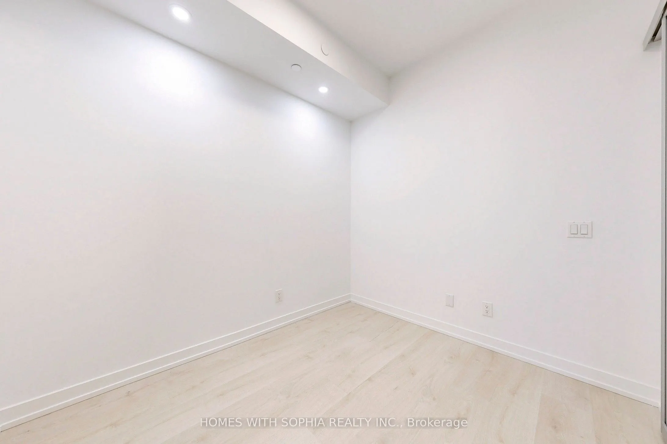 181 Sheppard Avenue E, #713