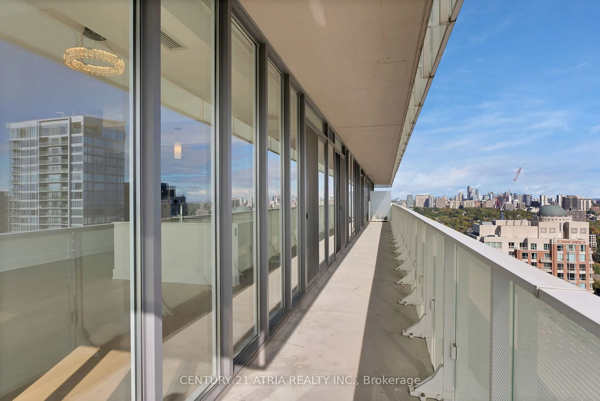 200 Bloor Street W, #3002
