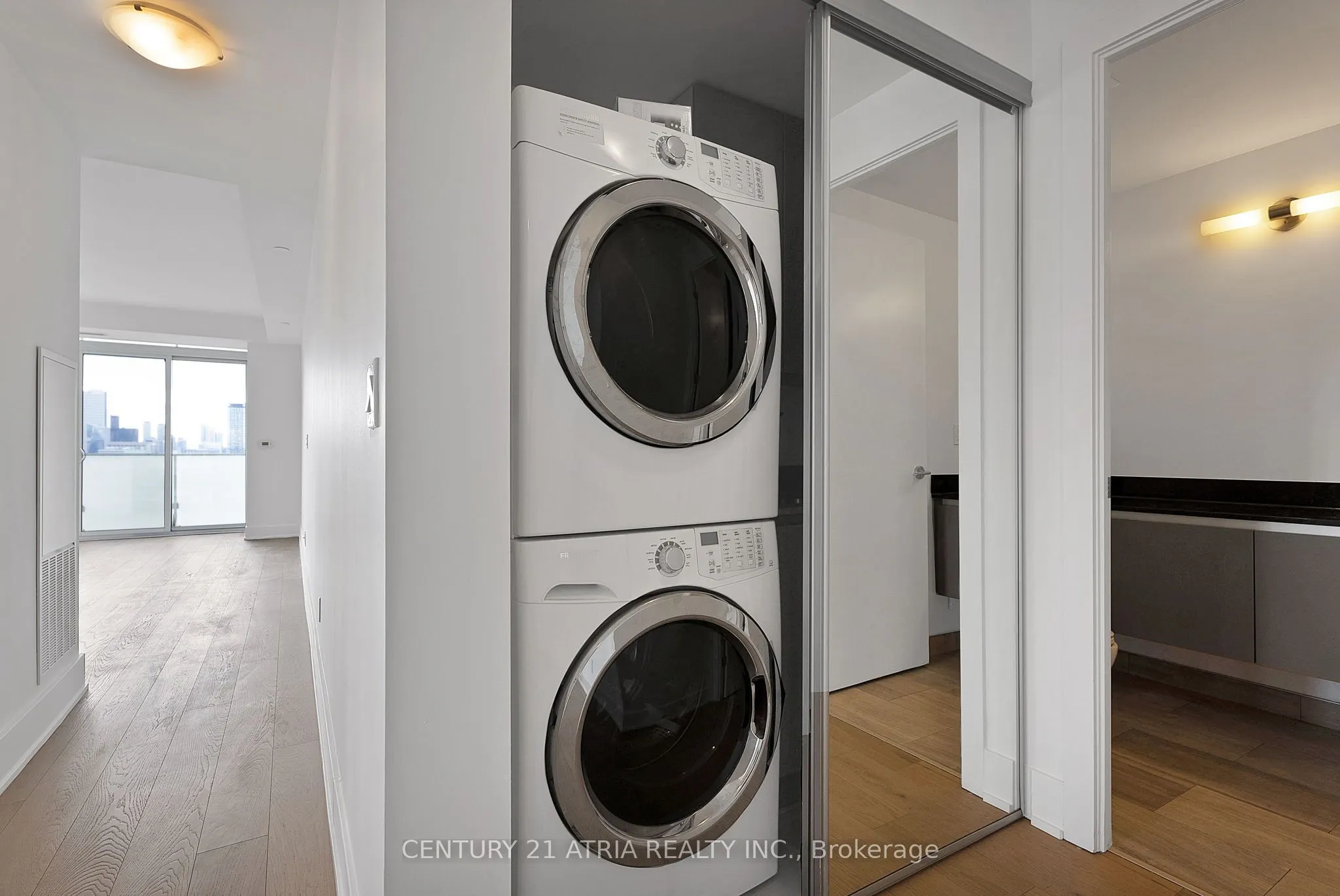 200 Bloor Street W, #3002