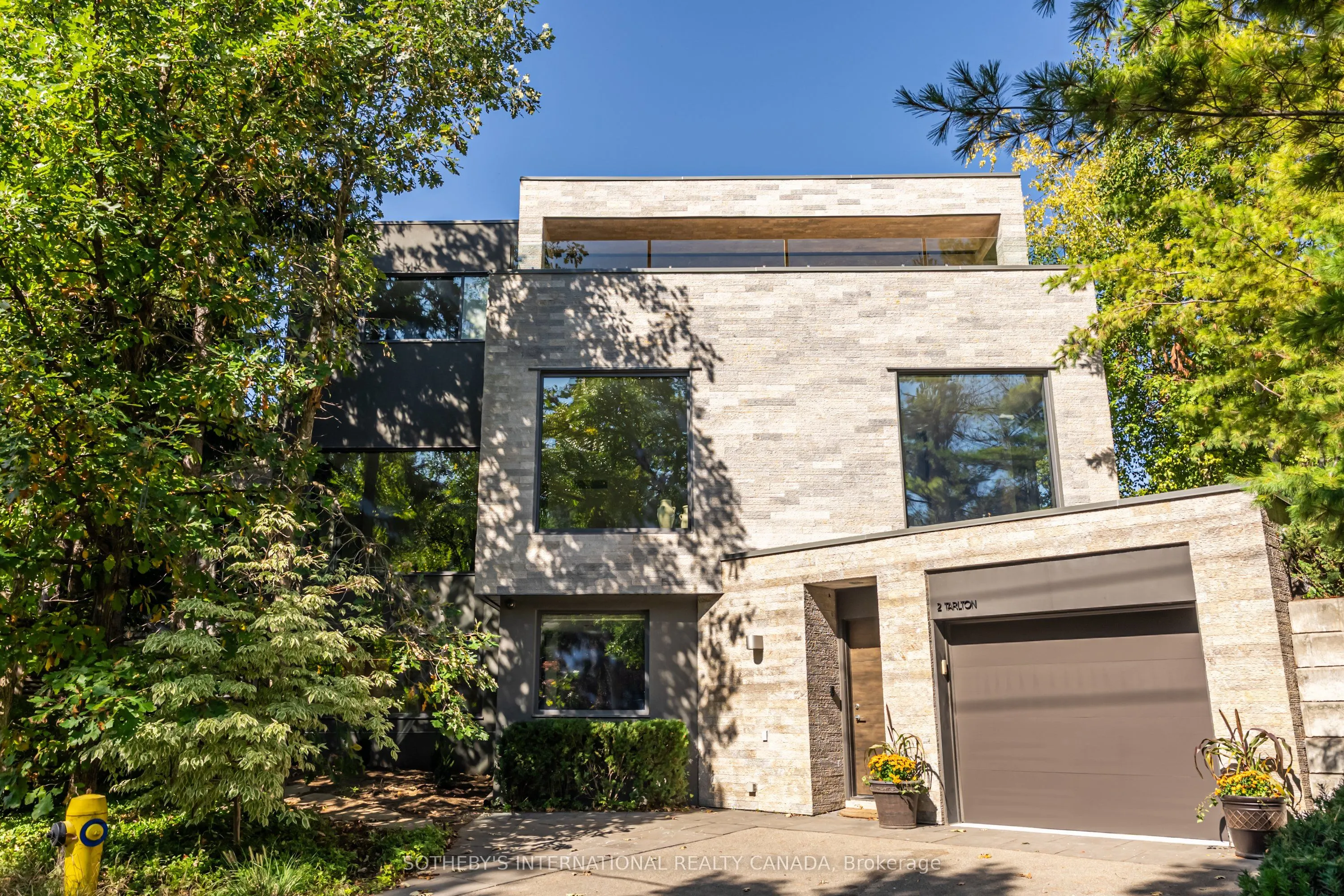 2 Tarlton Road