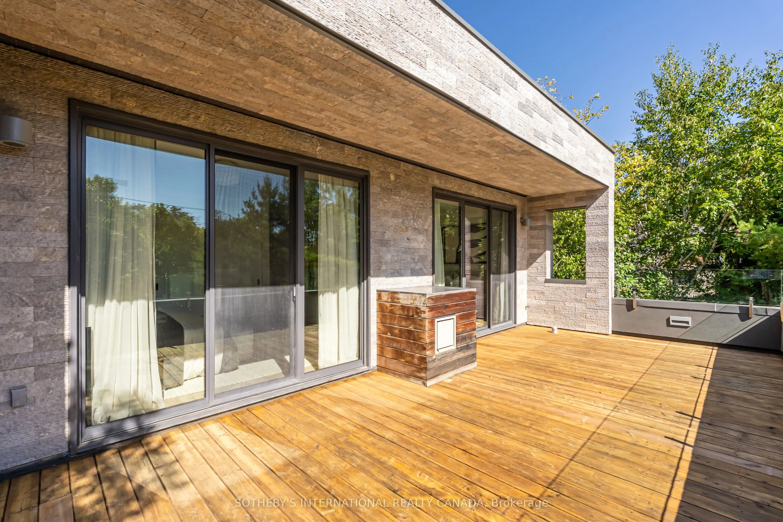 2 Tarlton Road