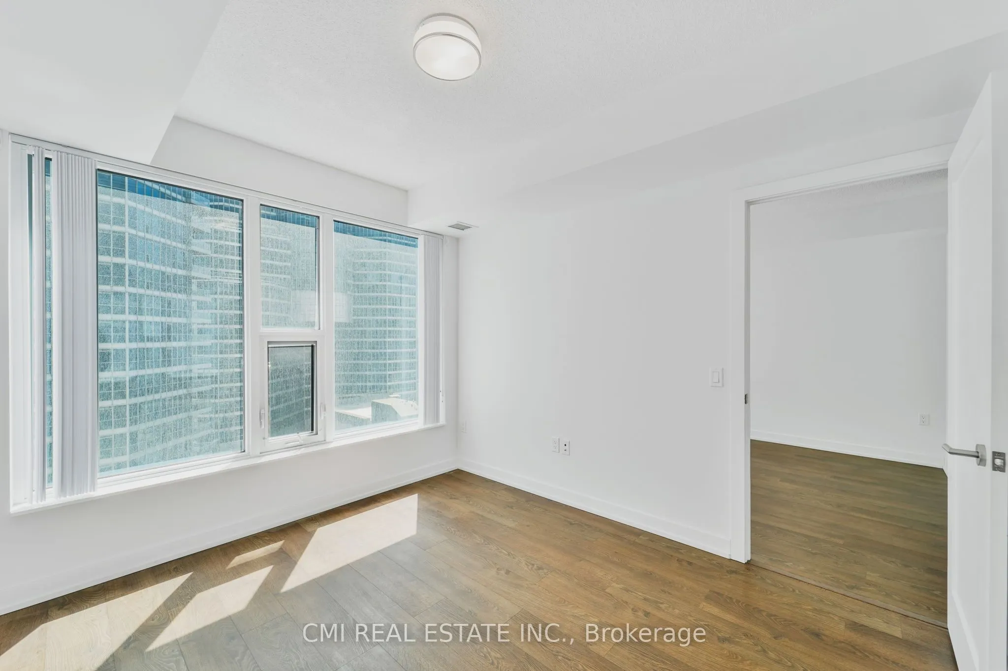 10 York Street, #1109