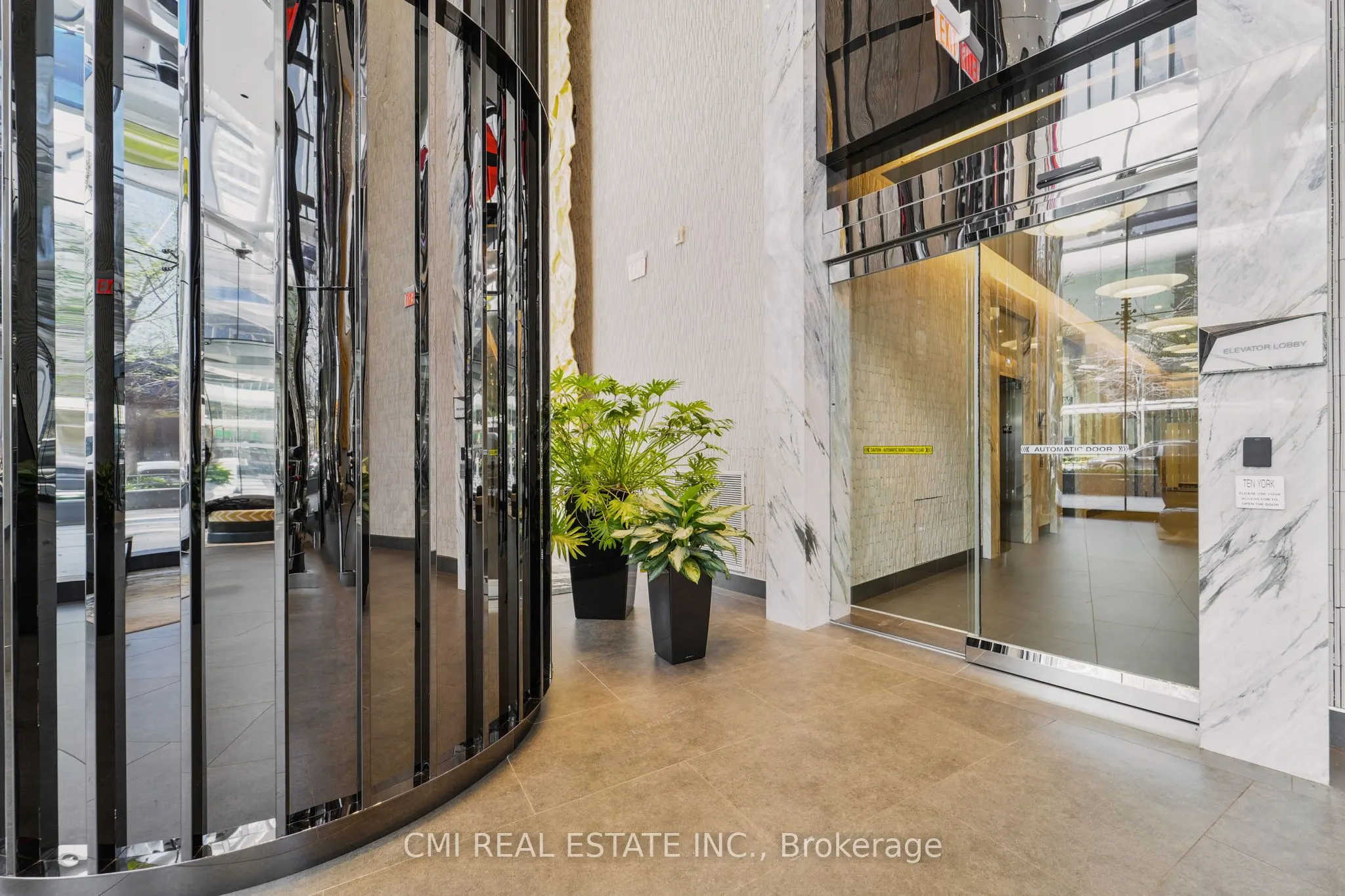 10 York Street, #1109