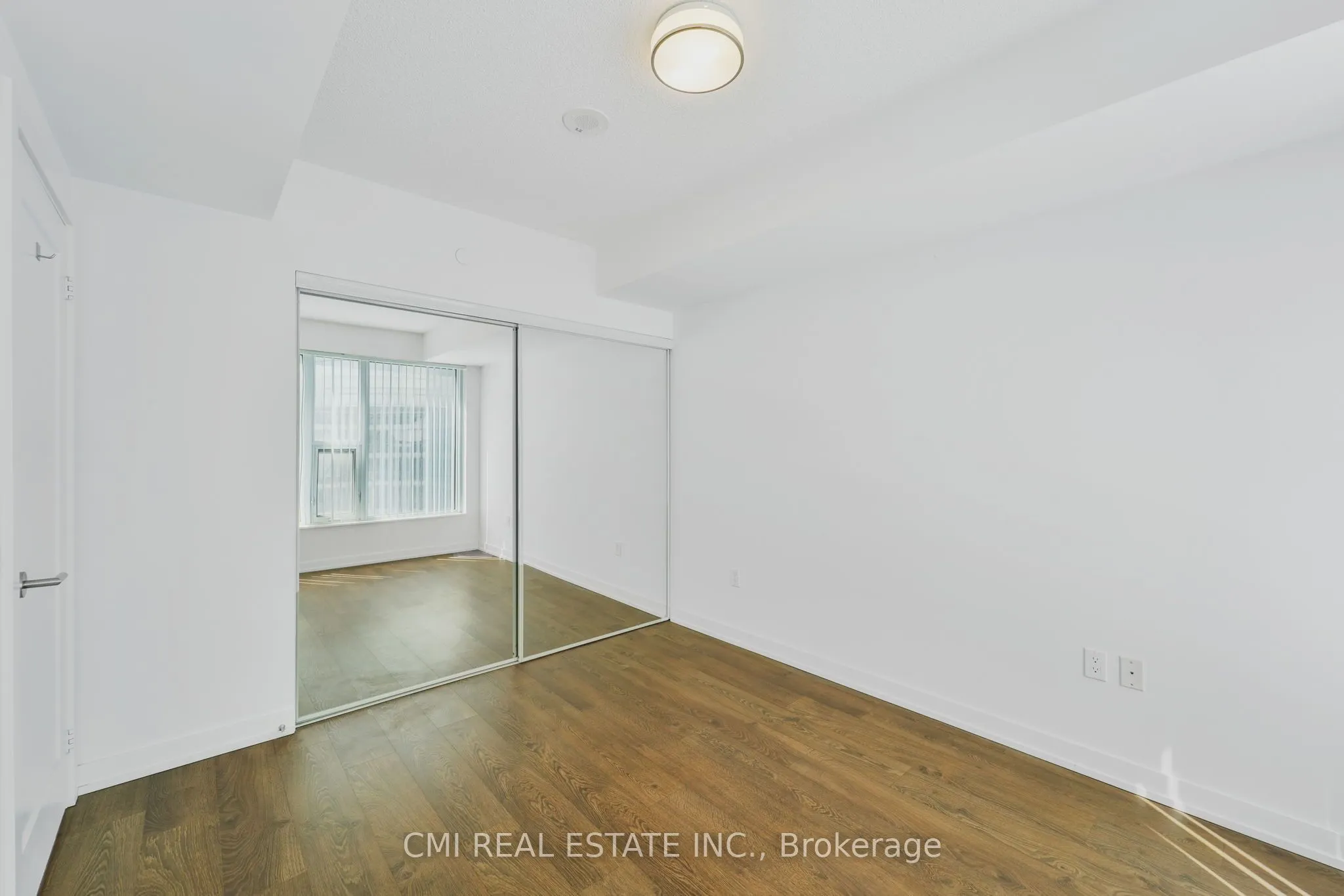 10 York Street, #1109