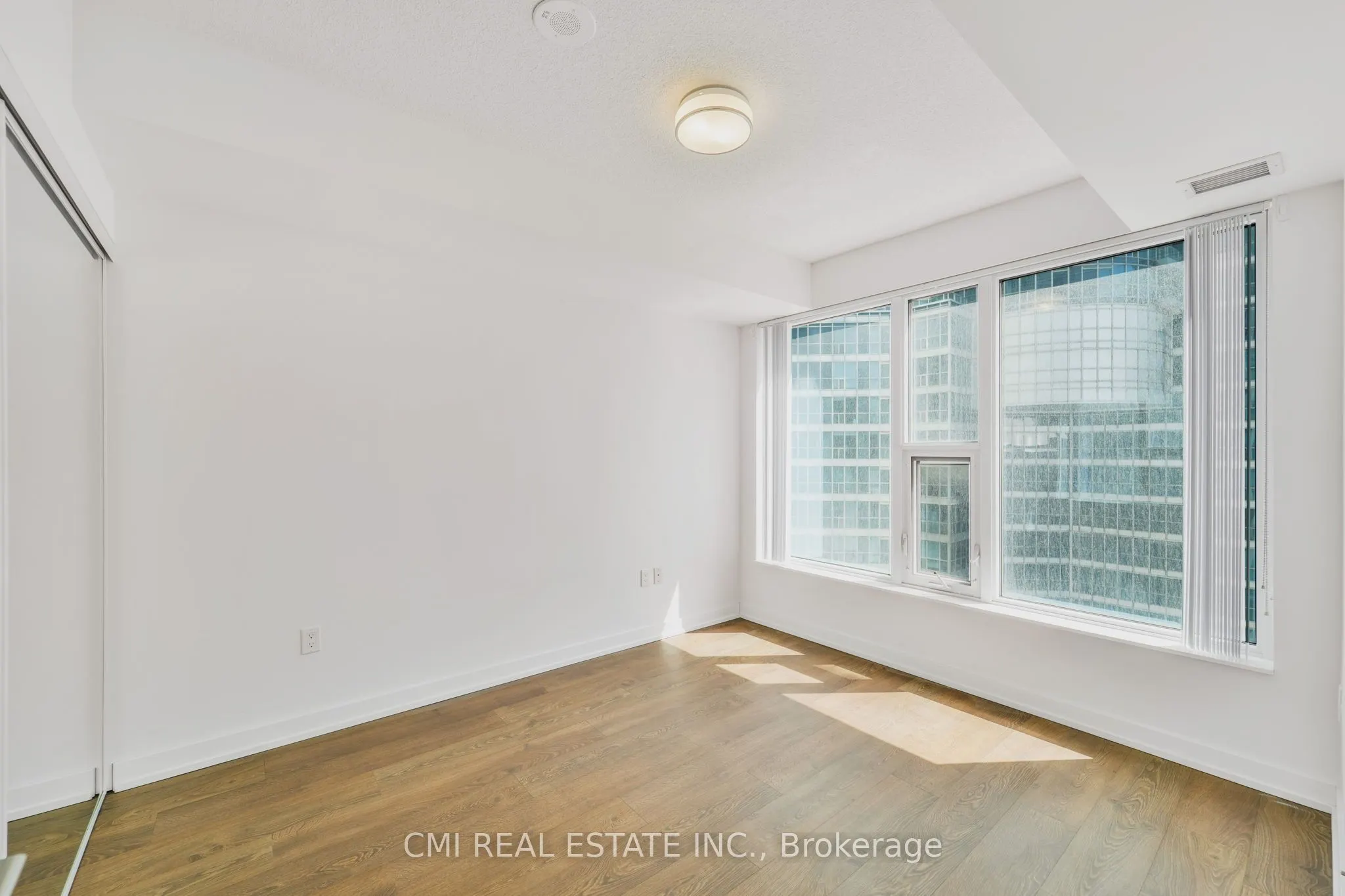10 York Street, #1109