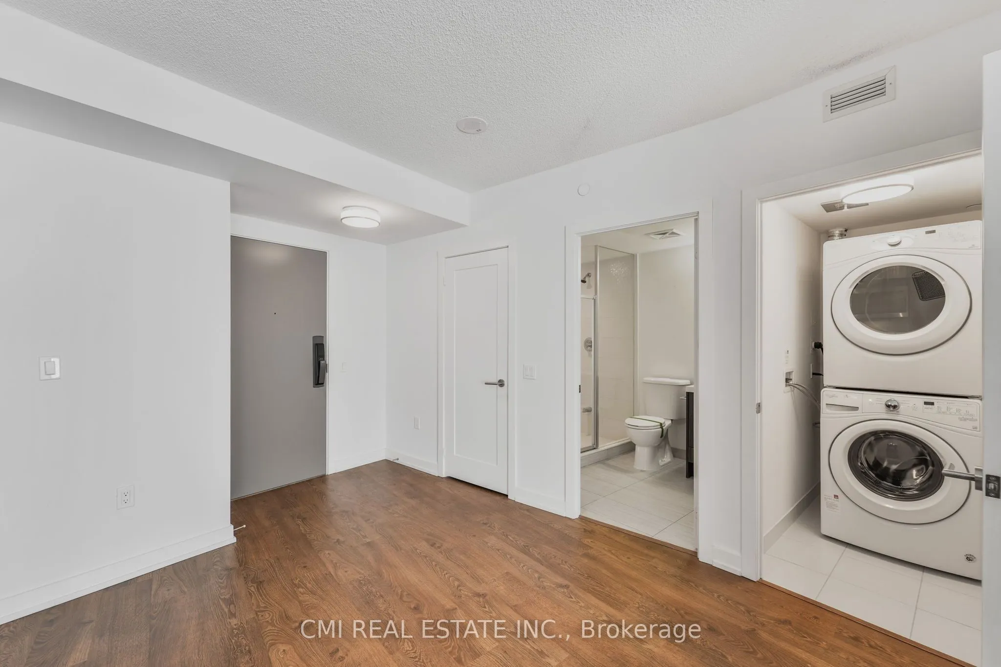 10 York Street, #1109
