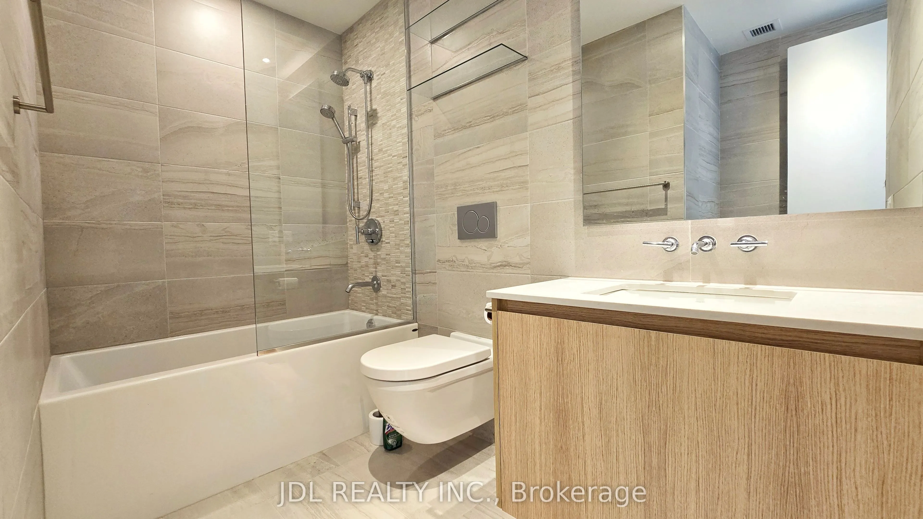 81 Wellesley Street E, #803