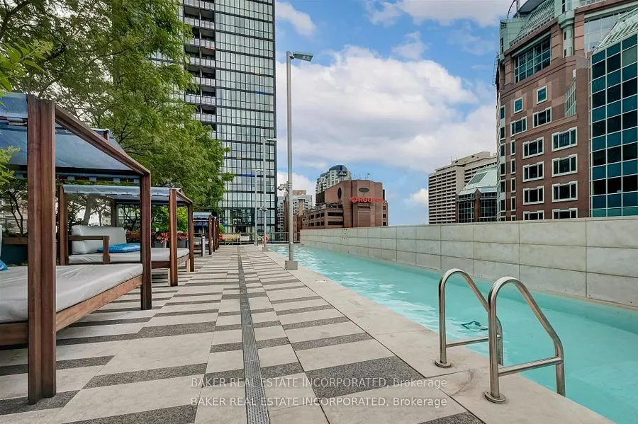 101 Charles Street E, #2103