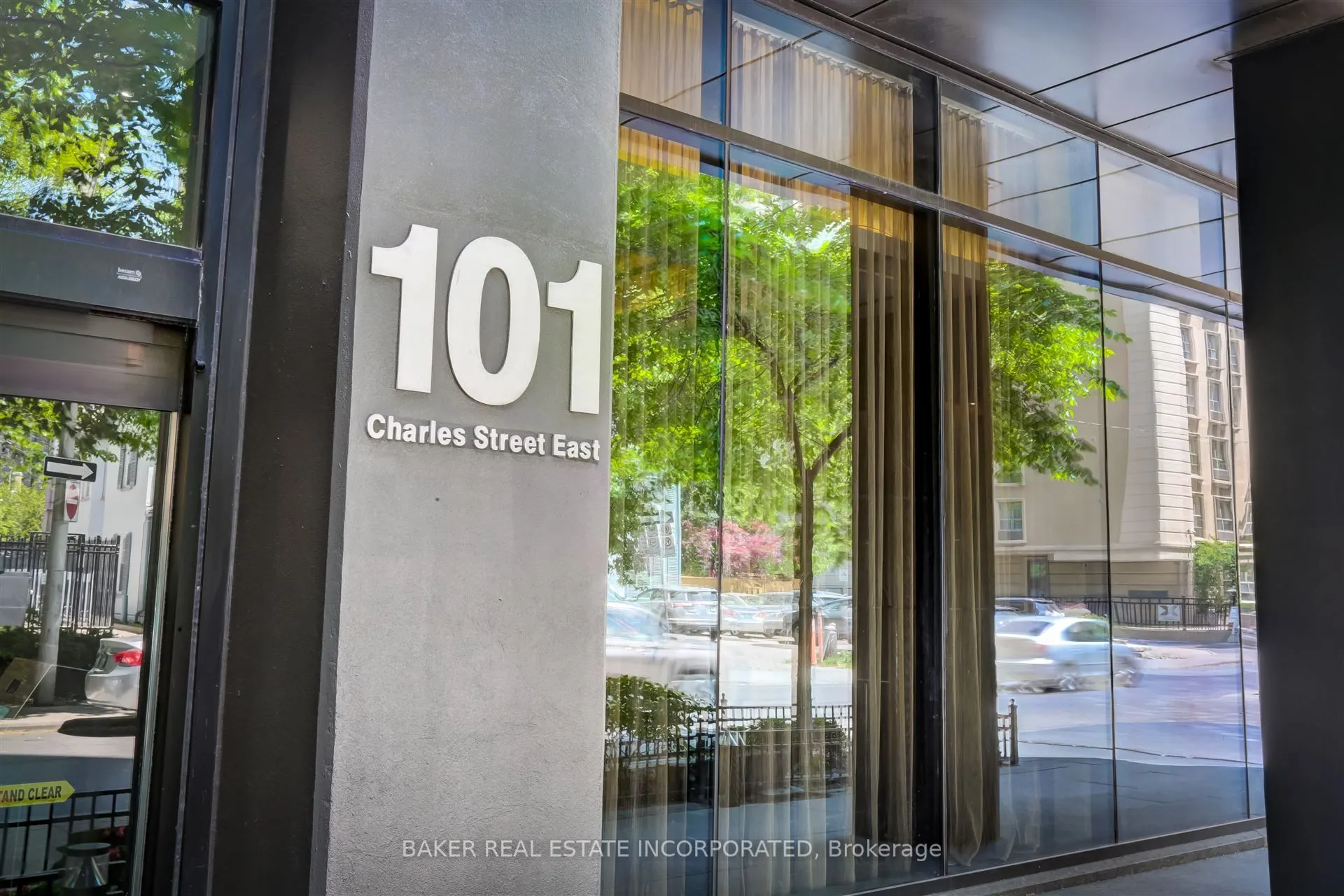 101 Charles Street E, #2103