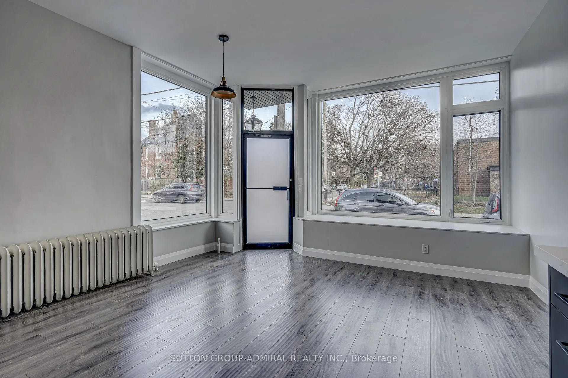 858 Palmerston Avenue, #A
