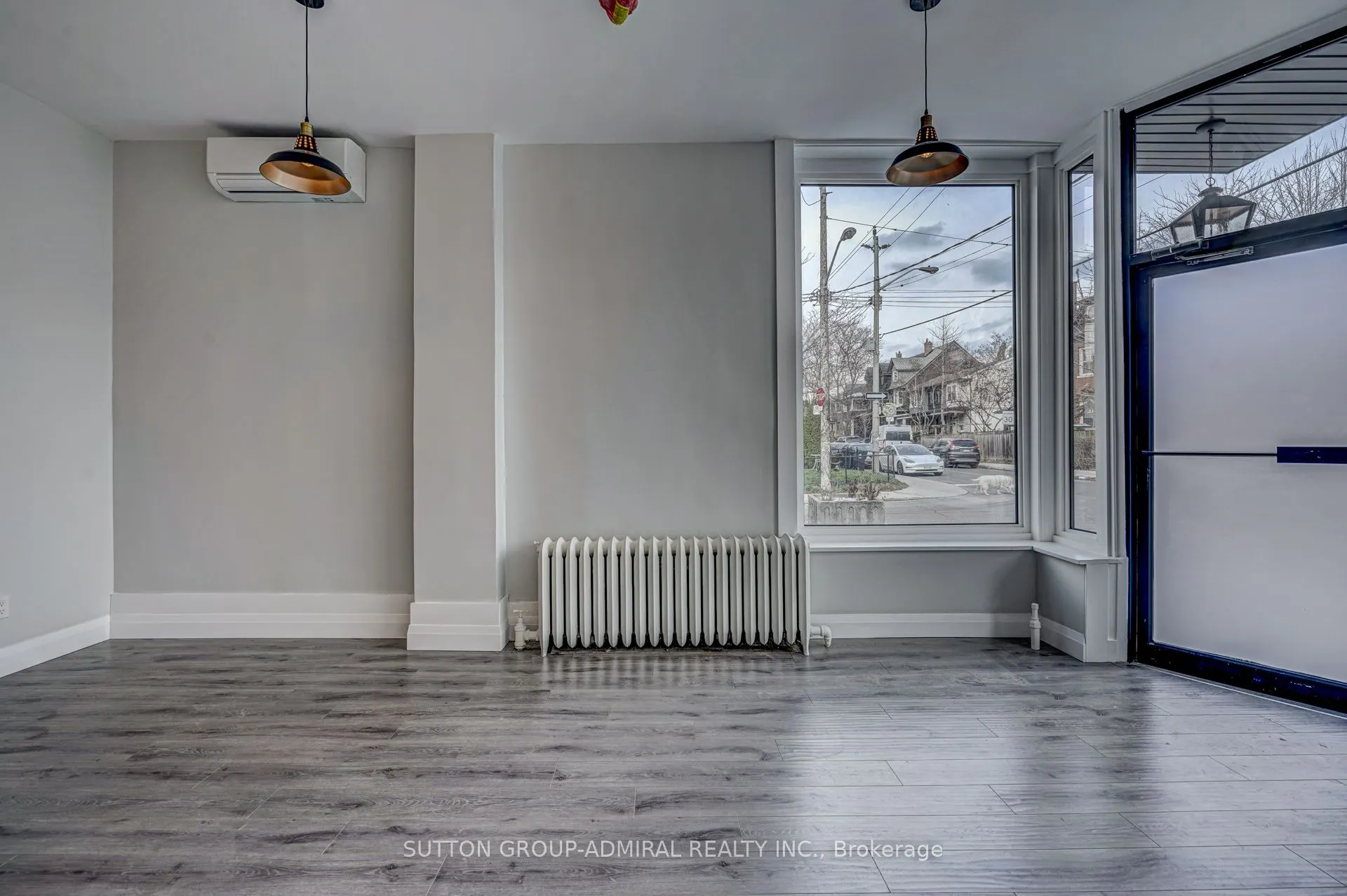 858 Palmerston Avenue, #A