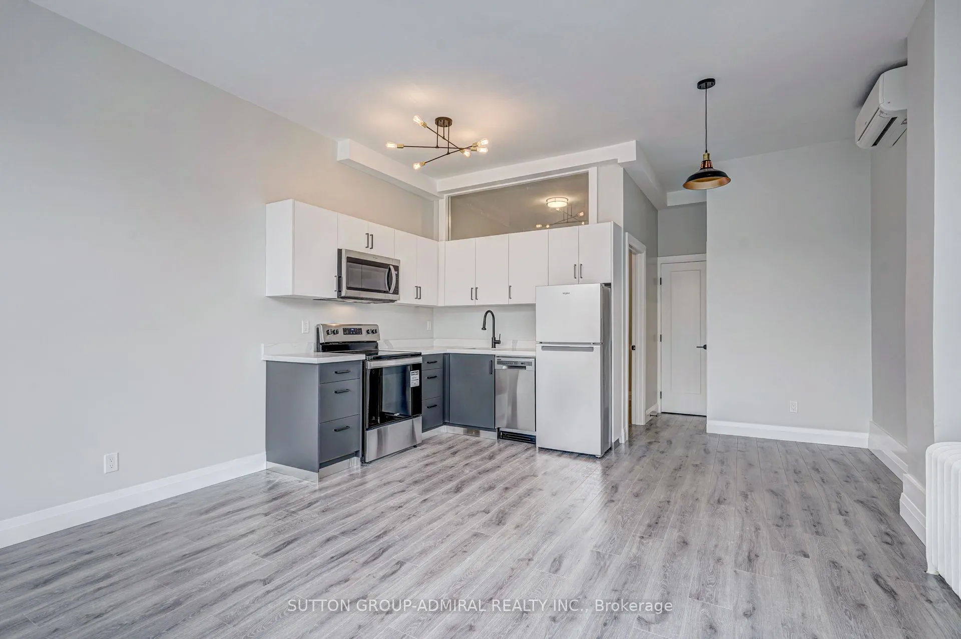 858 Palmerston Avenue, #A