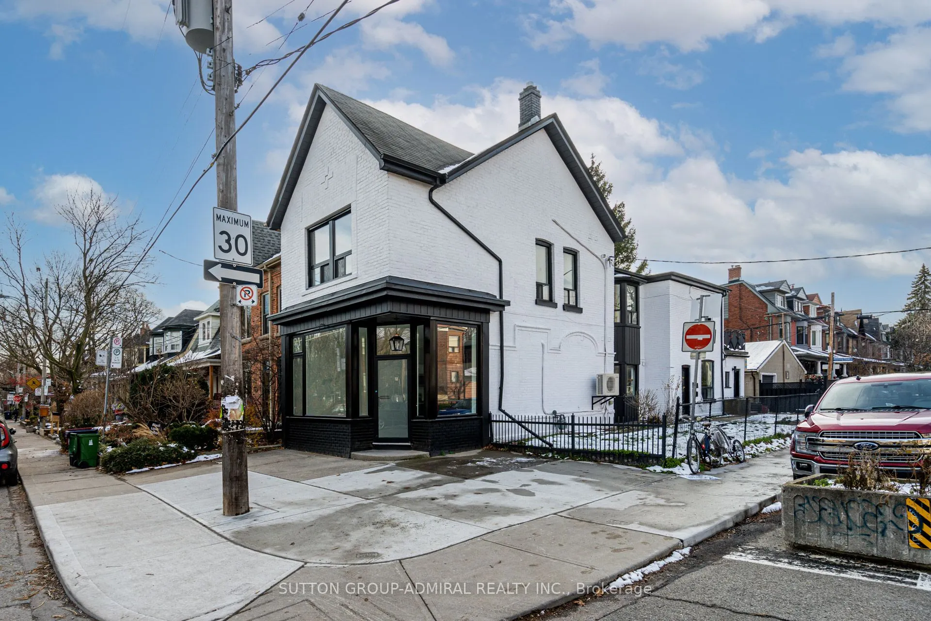 858 Palmerston Avenue, #A