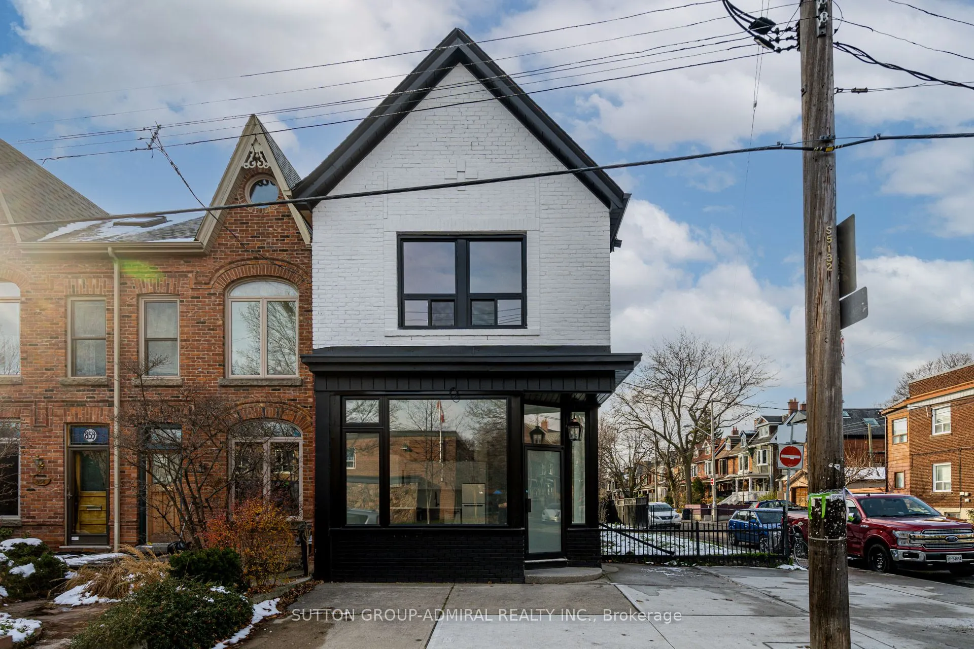 858 Palmerston Avenue, #A