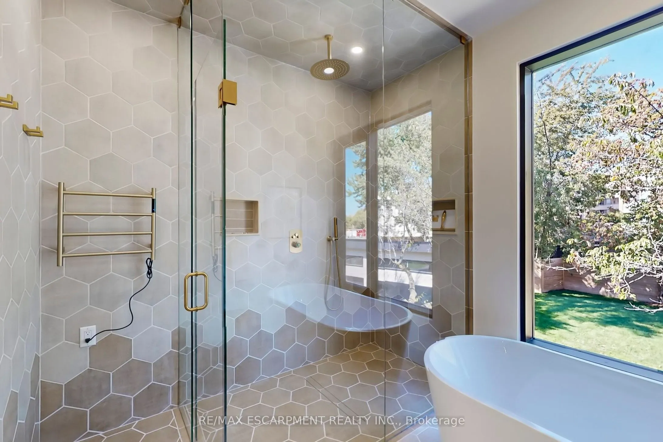 28 Dunsmore Gardens