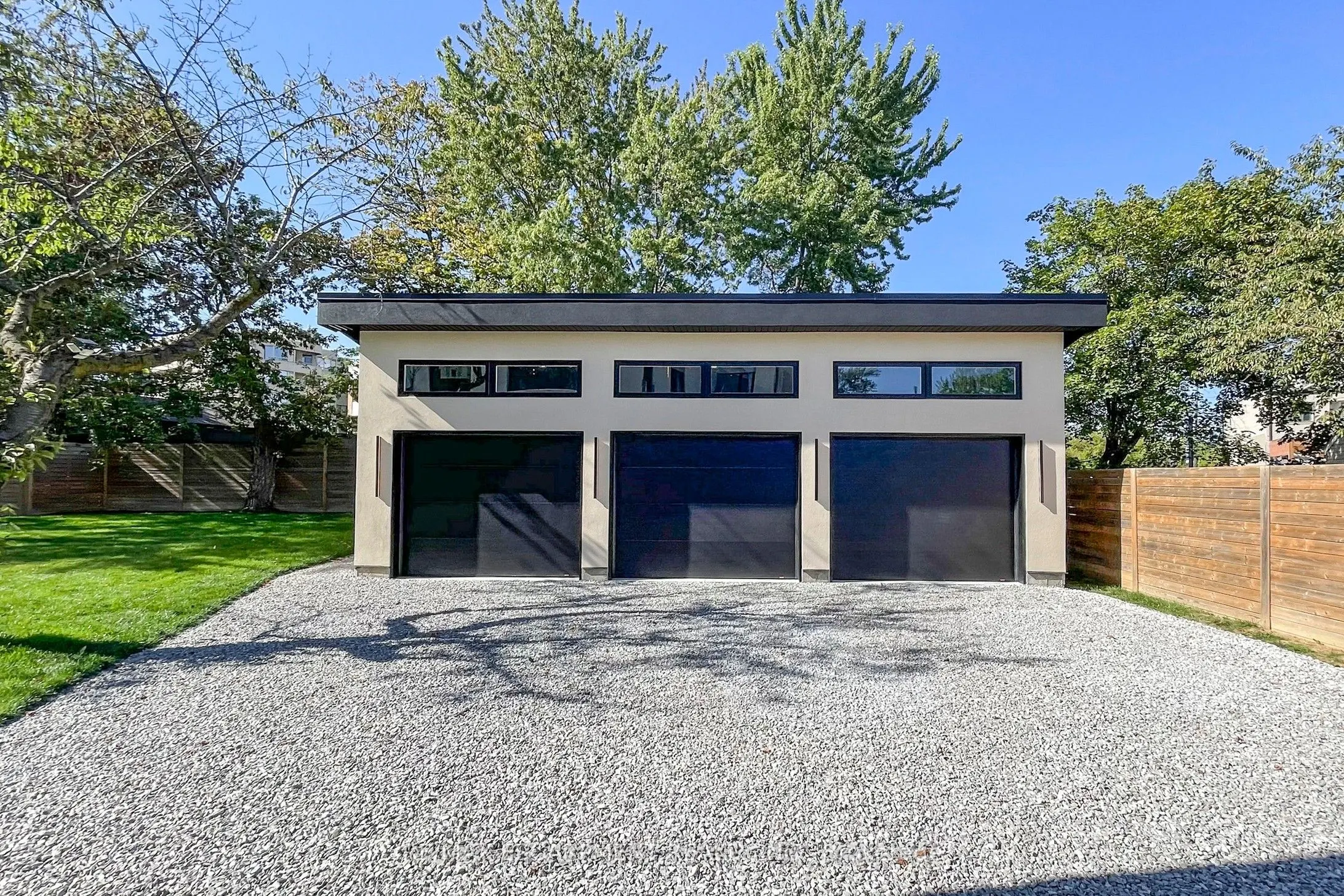 28 Dunsmore Gardens