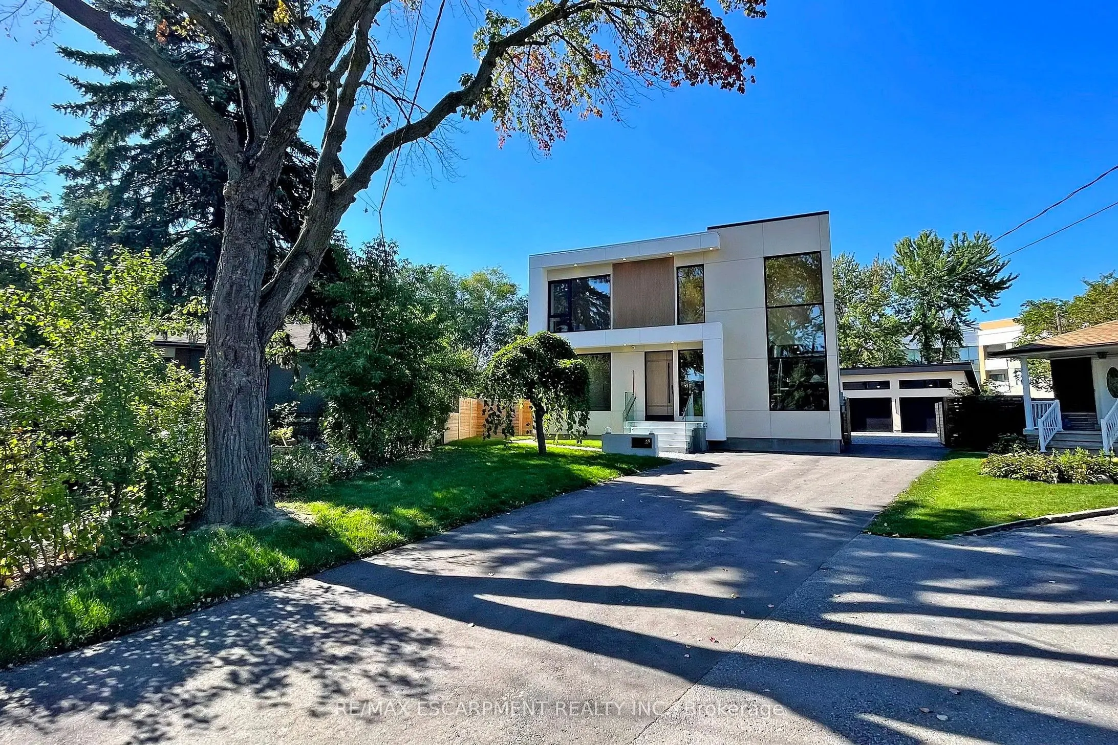 28 Dunsmore Gardens