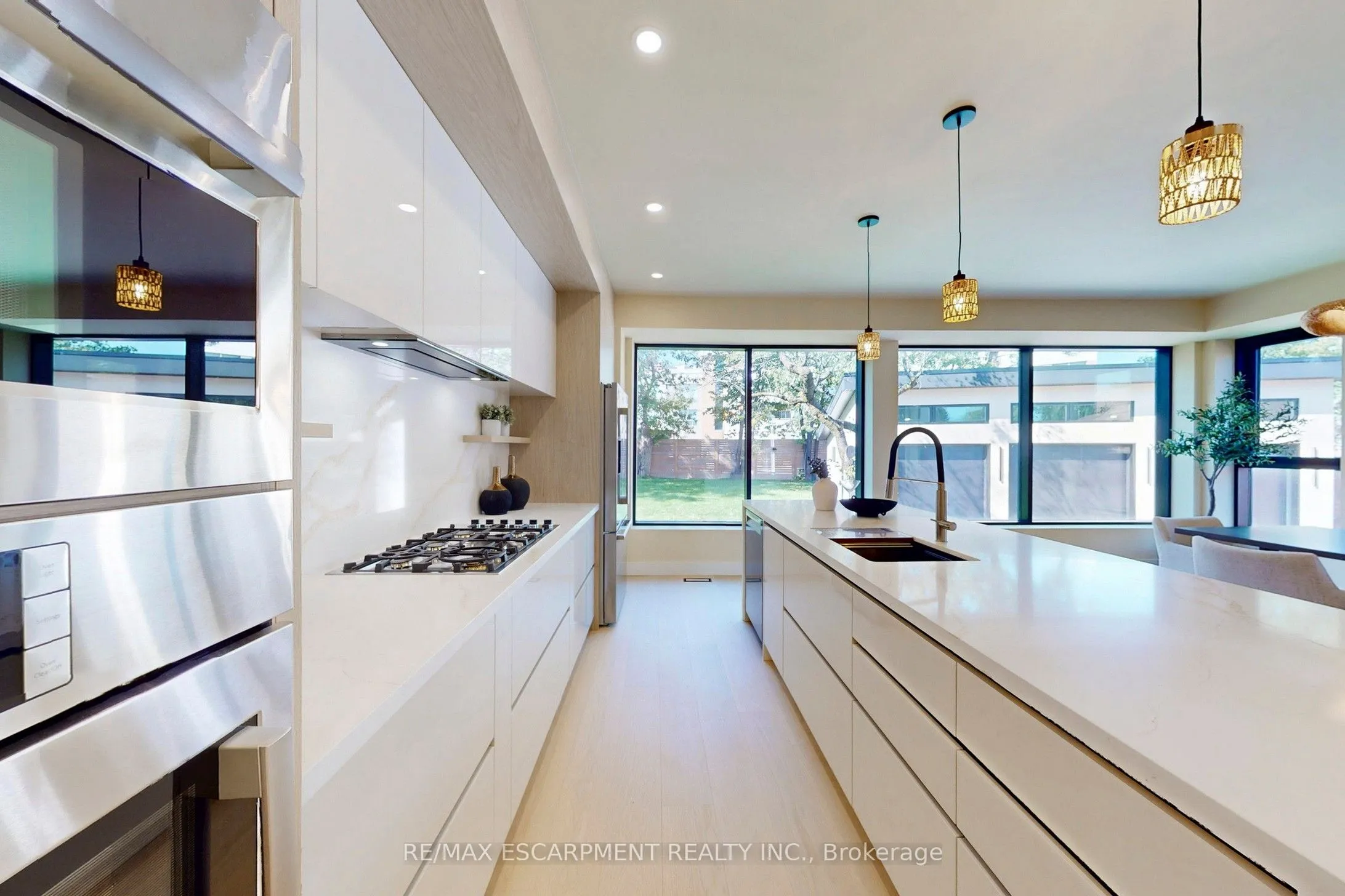 28 Dunsmore Gardens