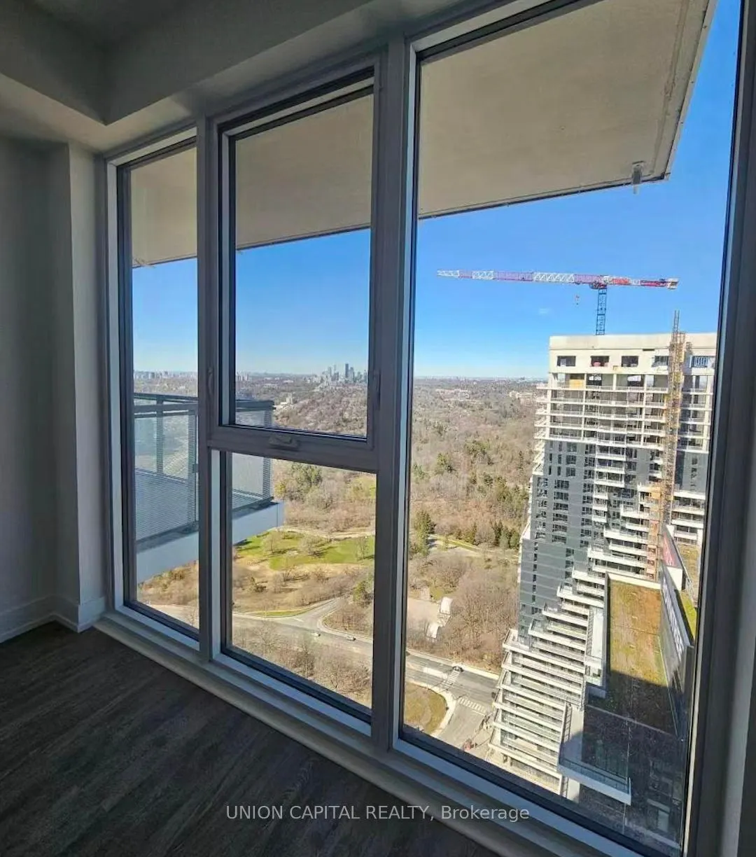 30 Inn On The Park Drive, #4102