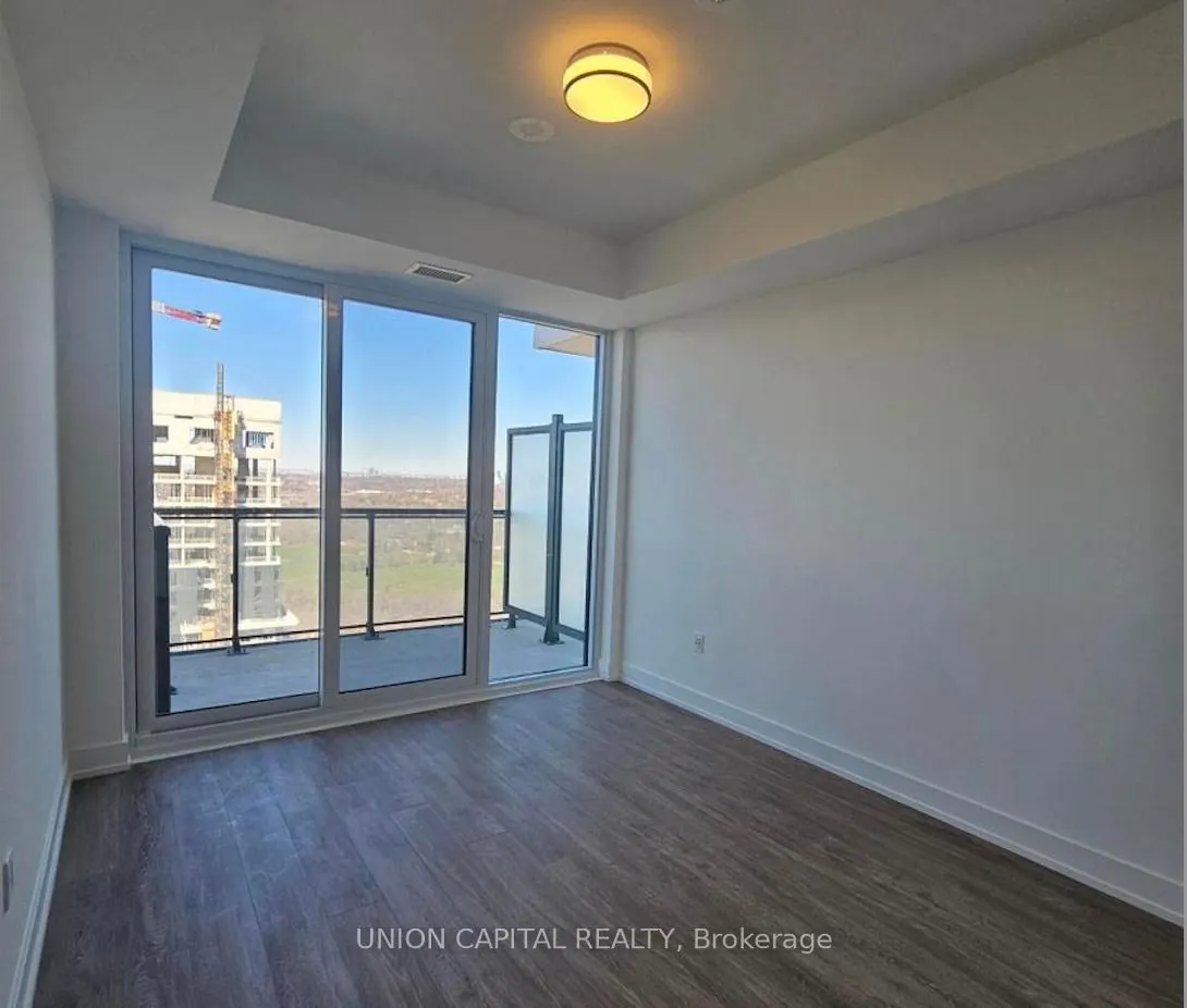 30 Inn On The Park Drive, #4102