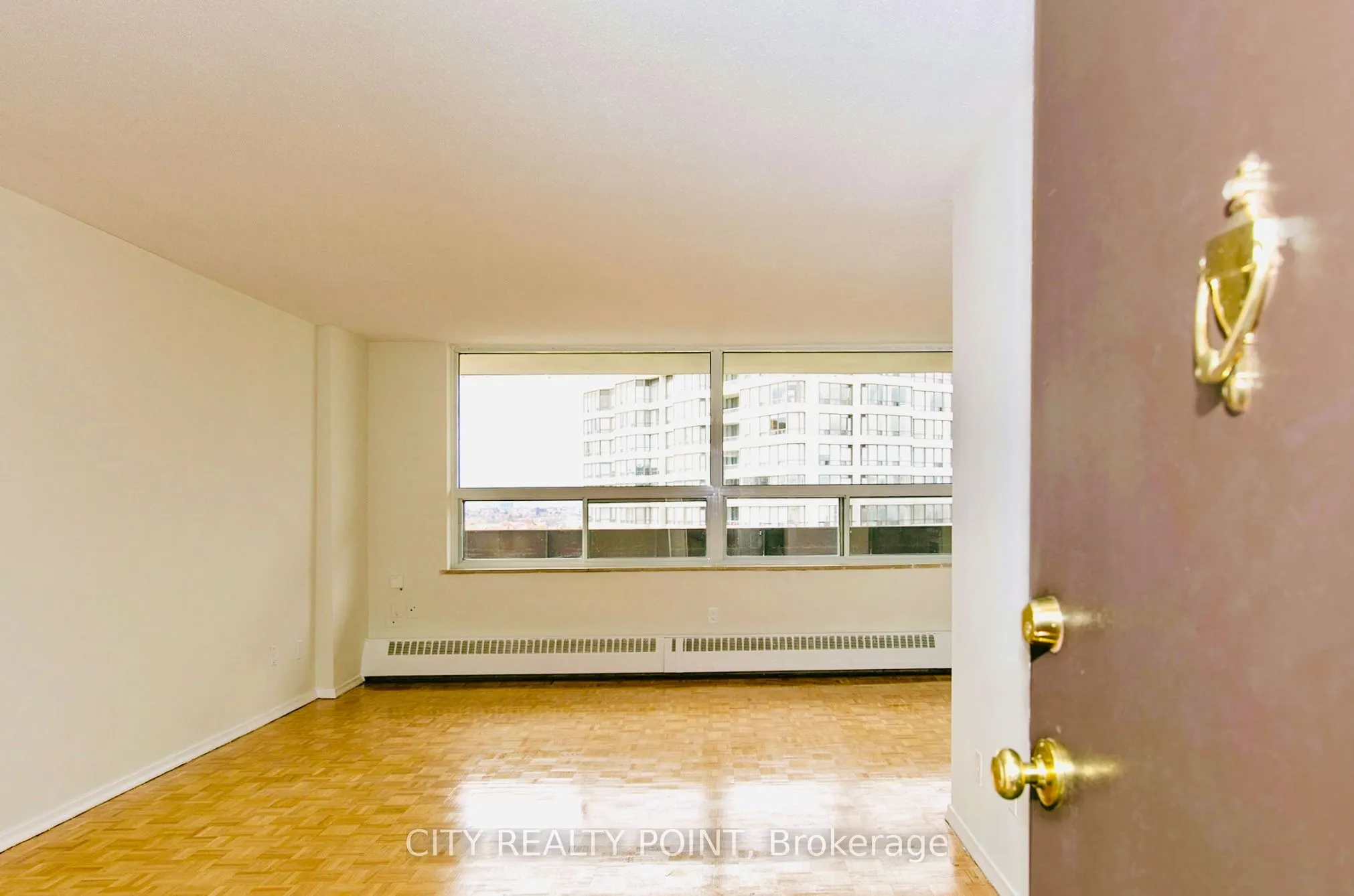 6200 Bathurst Street, #711