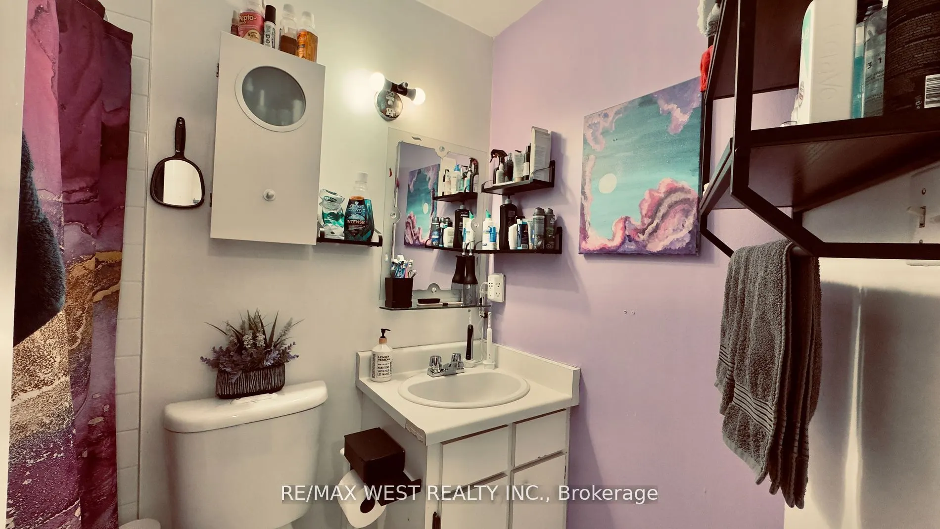 1061 Bathurst Street