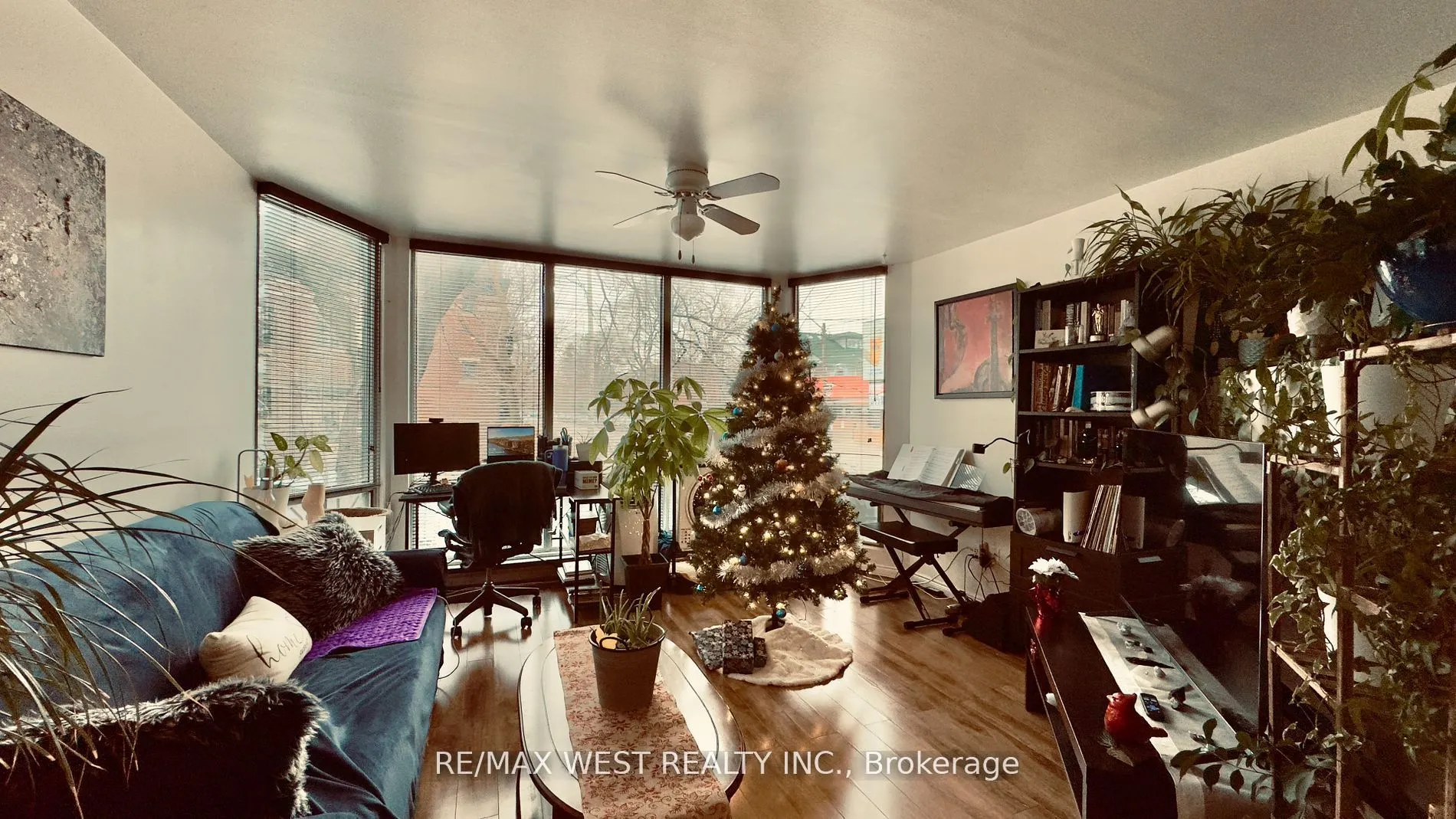 1061 Bathurst Street
