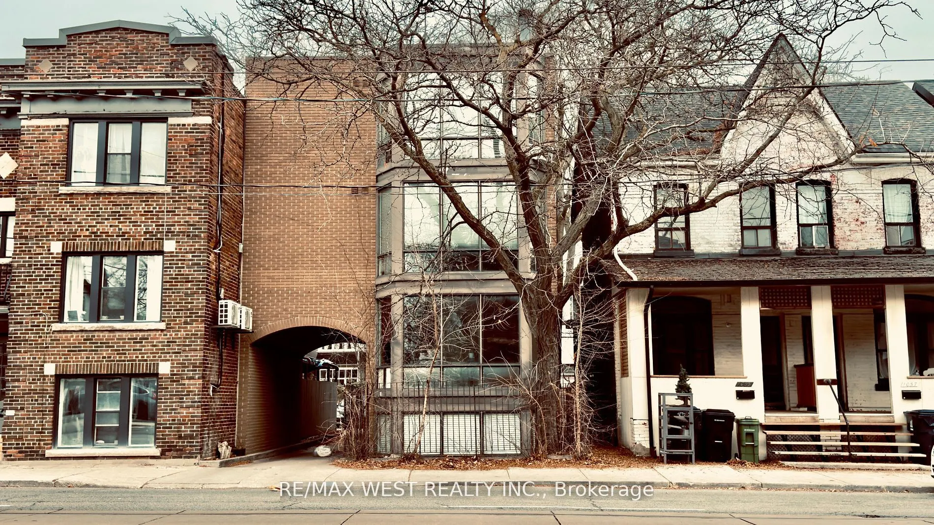 1061 Bathurst Street