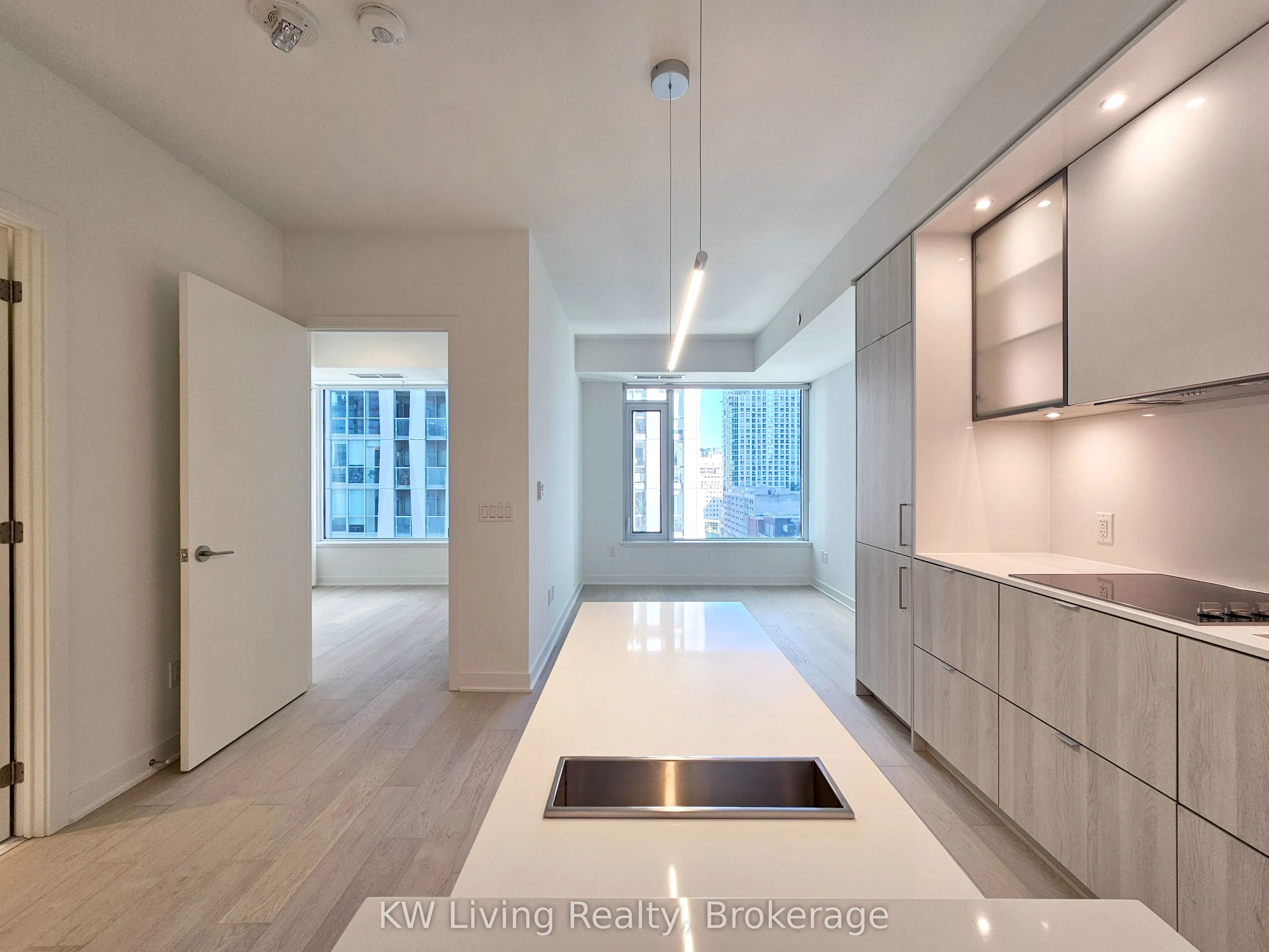 11 Yorkville Avenue, #1309