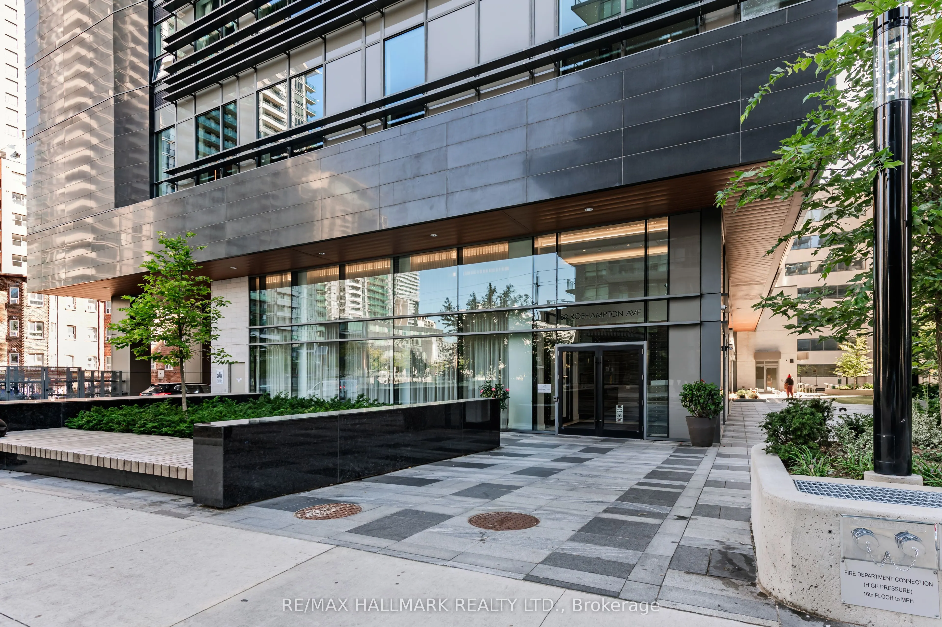 39 Roehampton Avenue, #2902