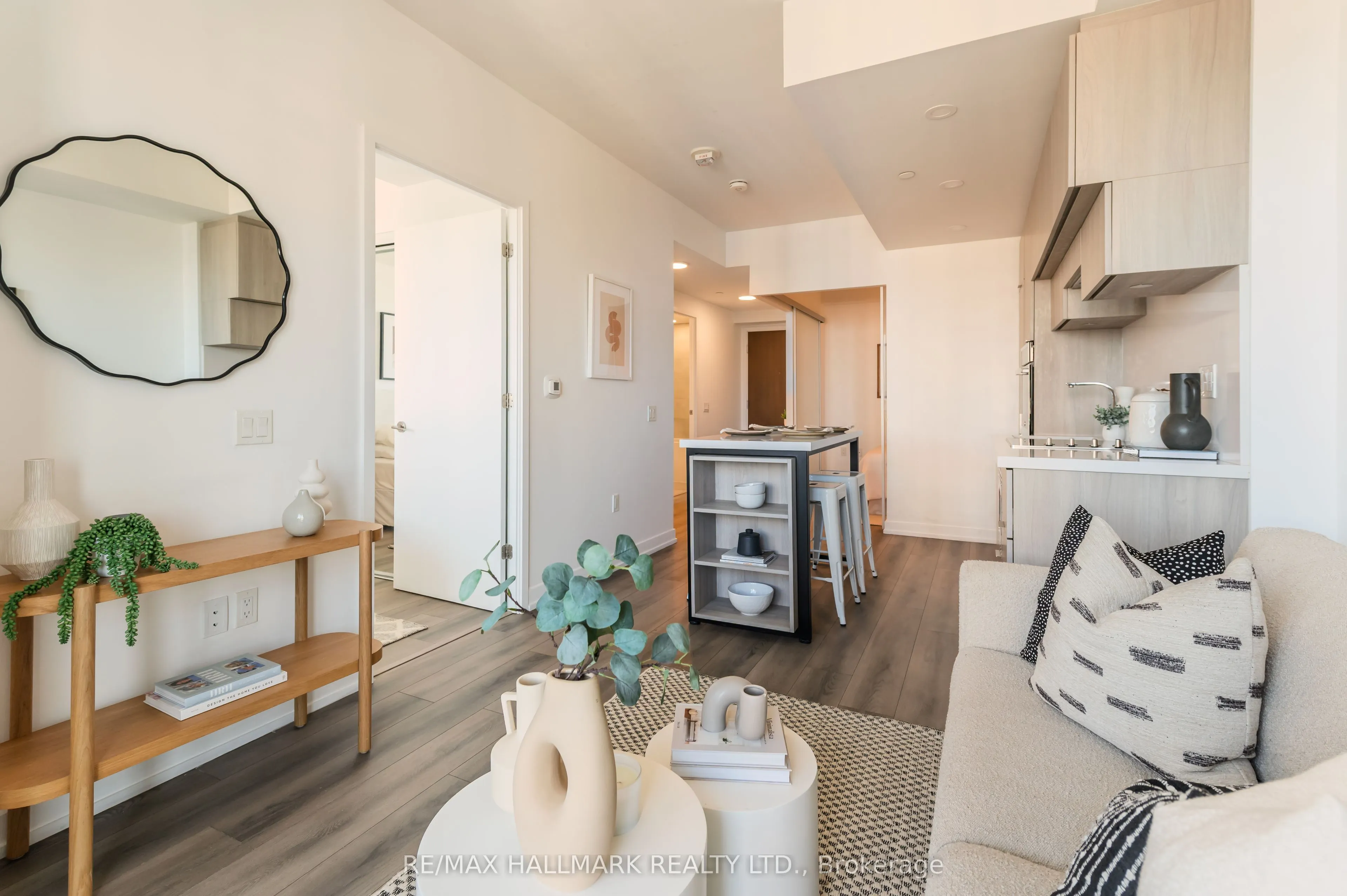 39 Roehampton Avenue, #2902