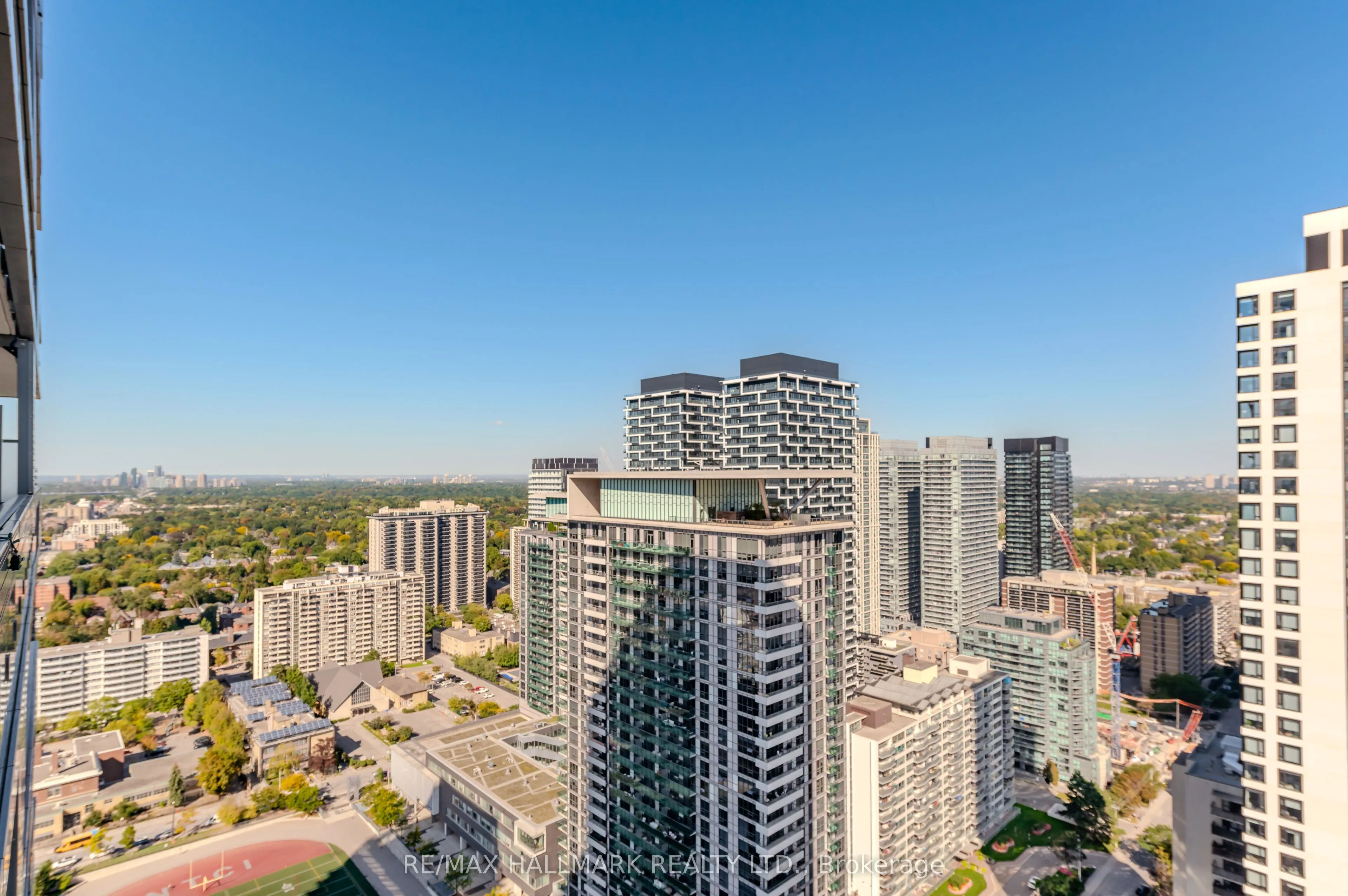 39 Roehampton Avenue, #2902