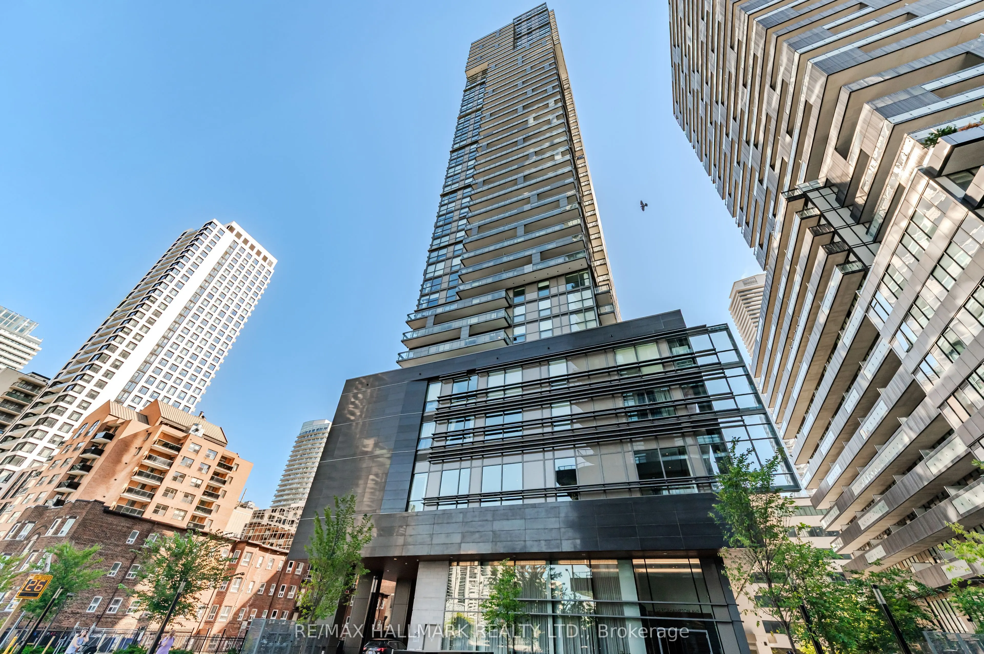 39 Roehampton Avenue, #2902