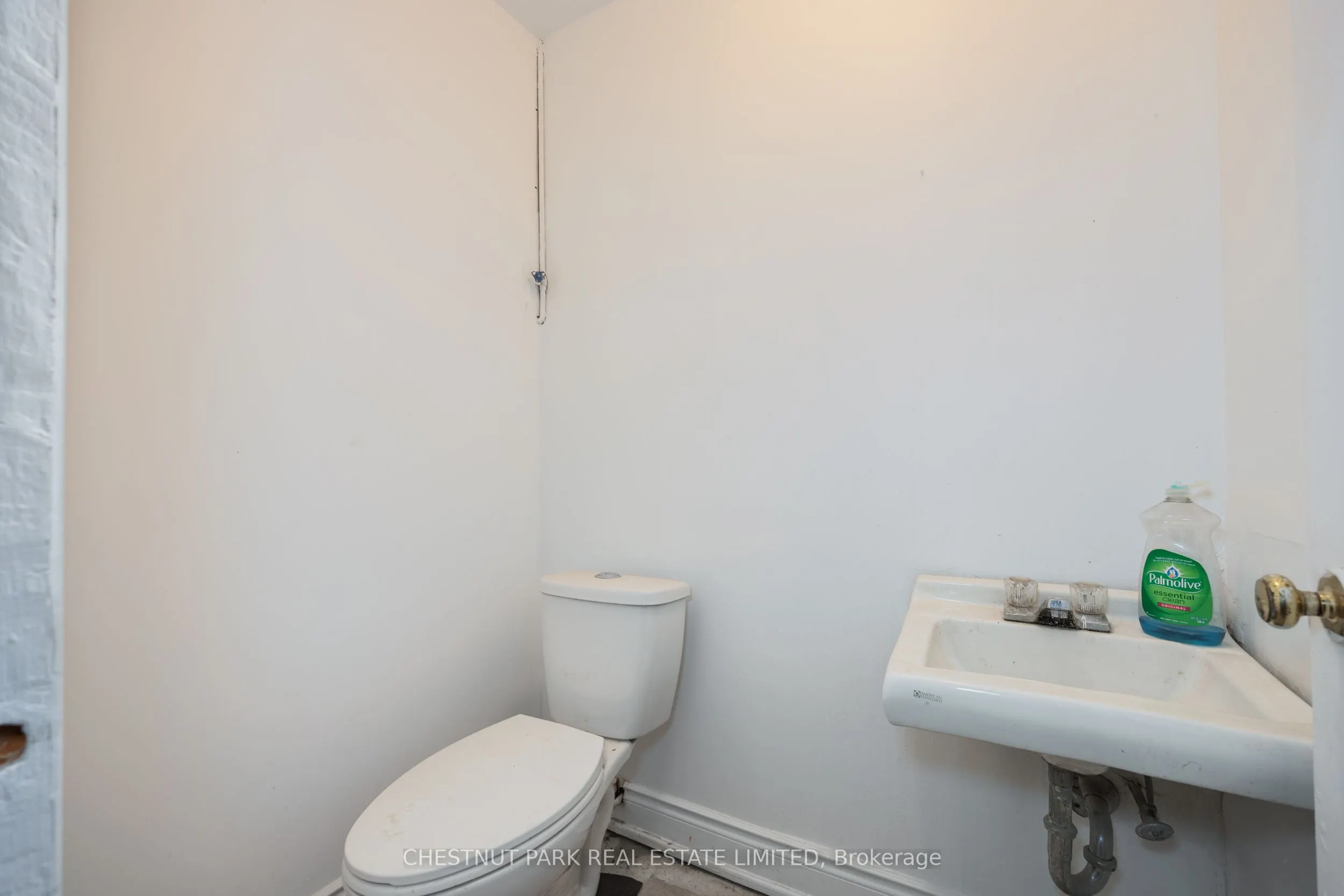 414 Spadina Avenue