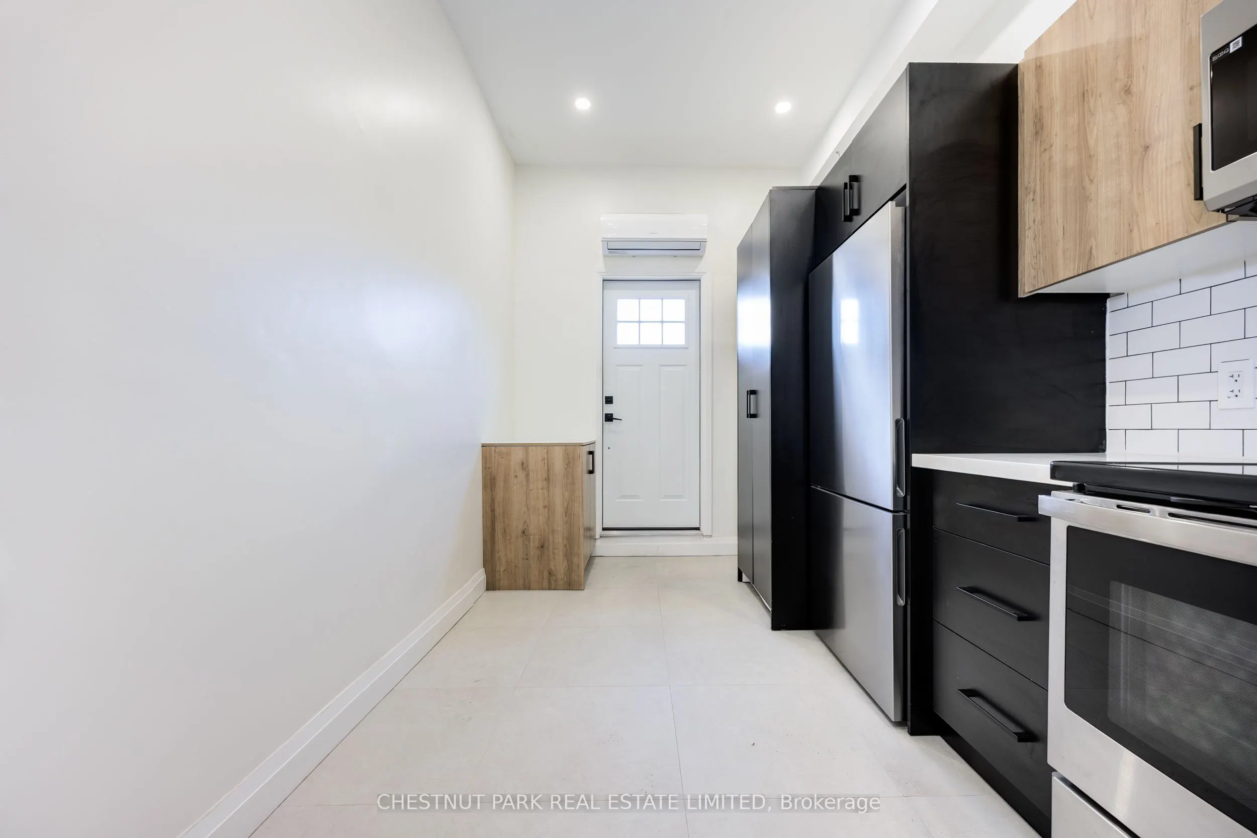 414 Spadina Avenue