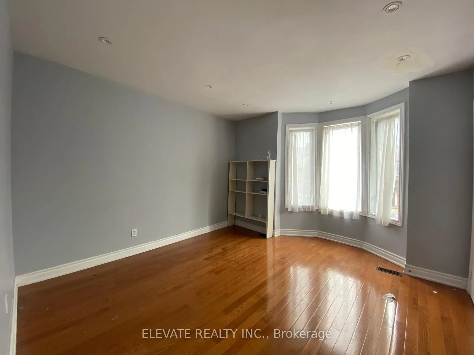 446 Crawford Street, #2nd/3rd